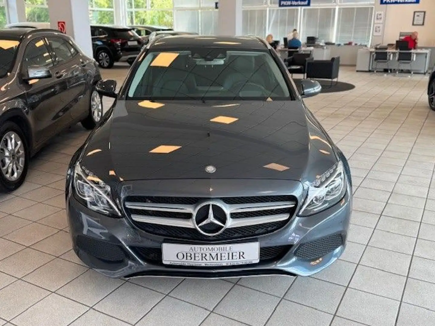 Mercedes-Benz C 250 T Avantgarde 7G-Tr. Rü-Ka HuD Comand LED Grau - 2