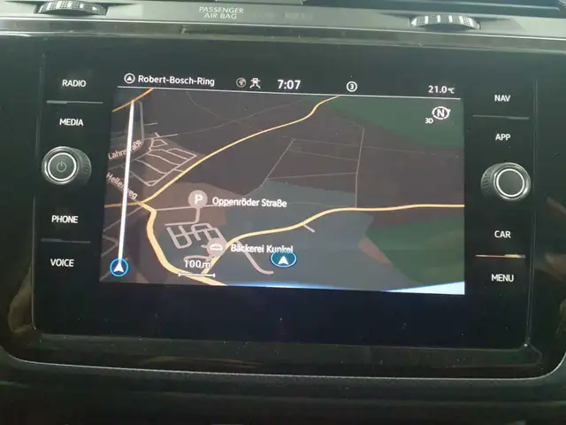 Volkswagen Touran view 12