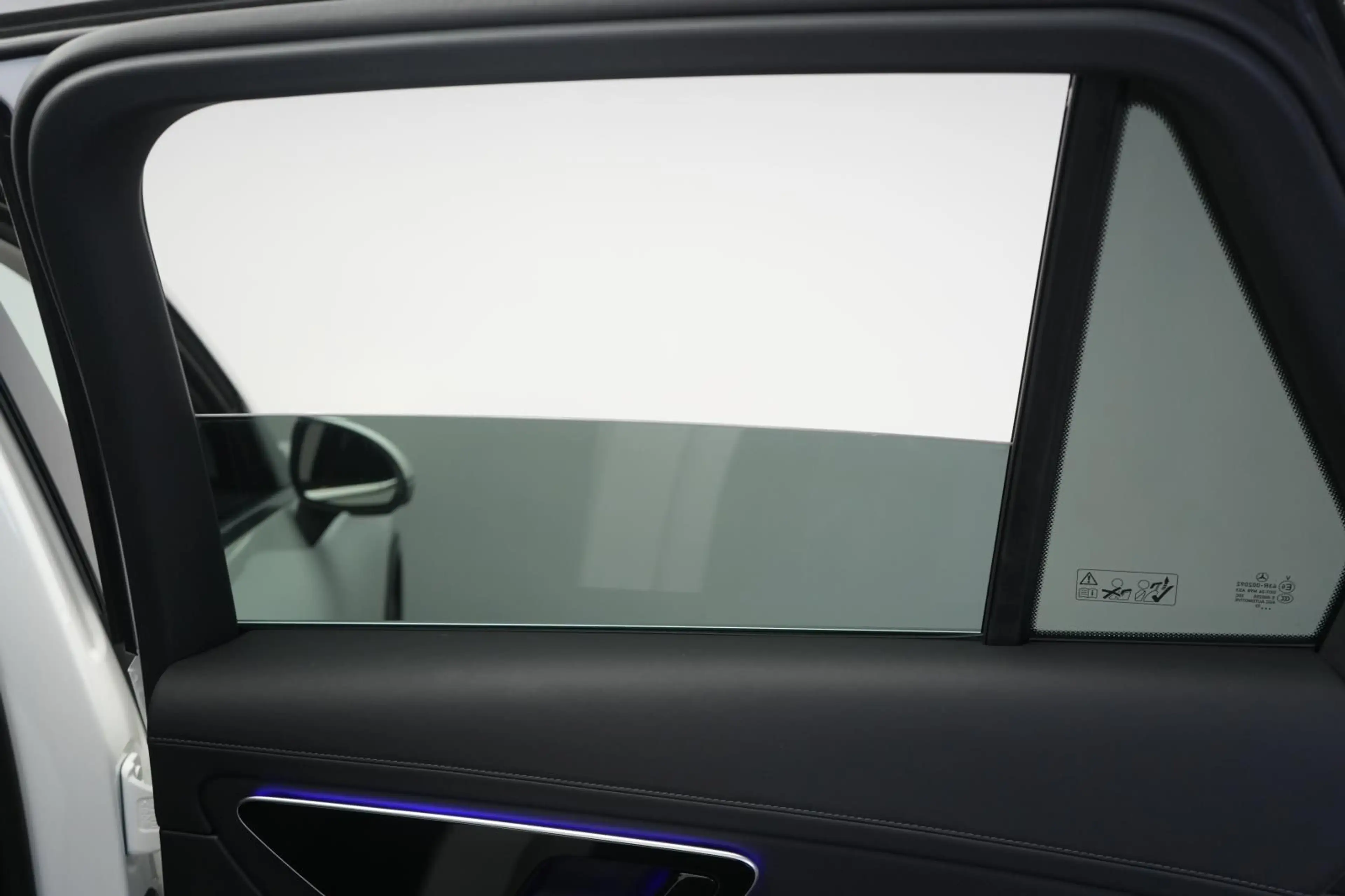 Mercedes-Benz GLC 300 4Matic AMG Distronic/Kamera/Lane/Side/AH — photo 15