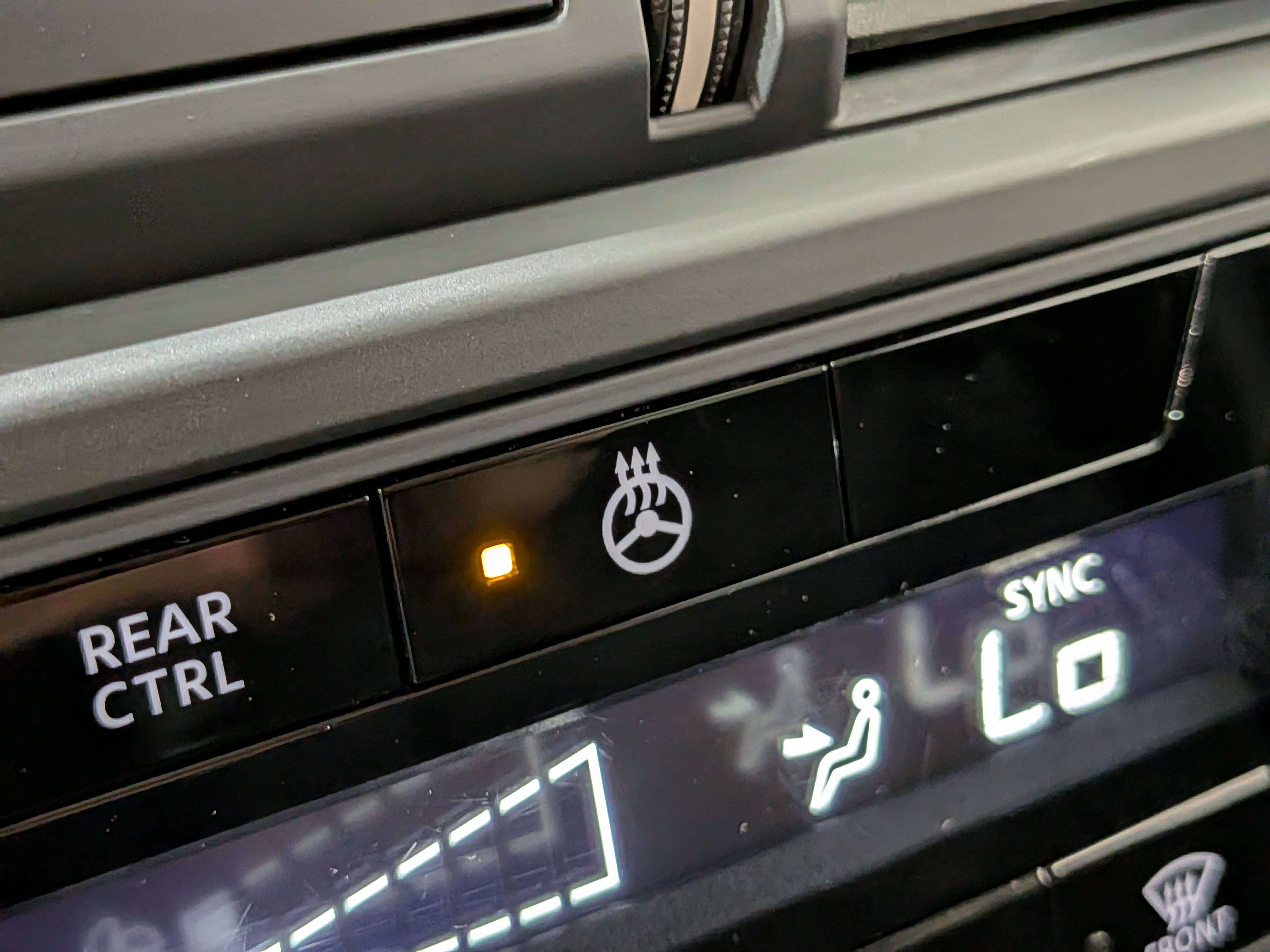 Nissan Pathfinder 2024