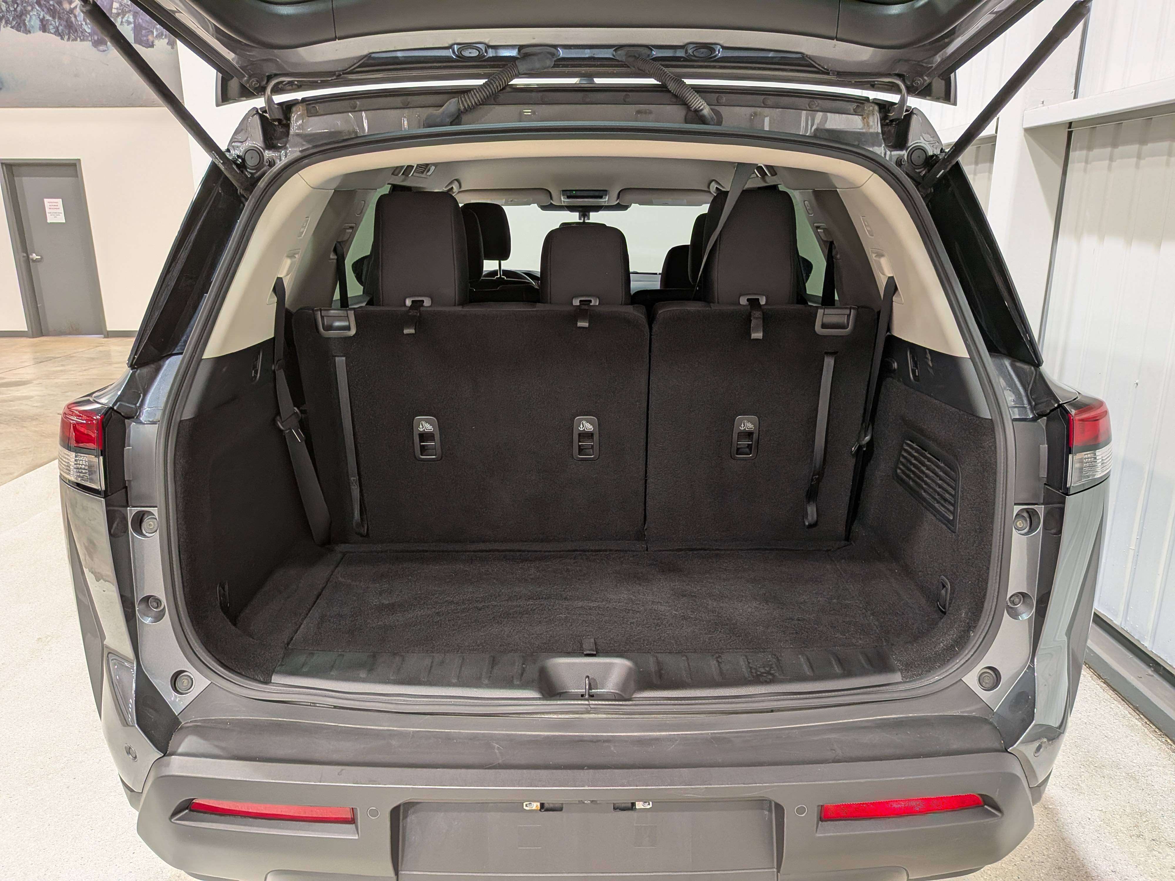 Nissan Pathfinder 2024