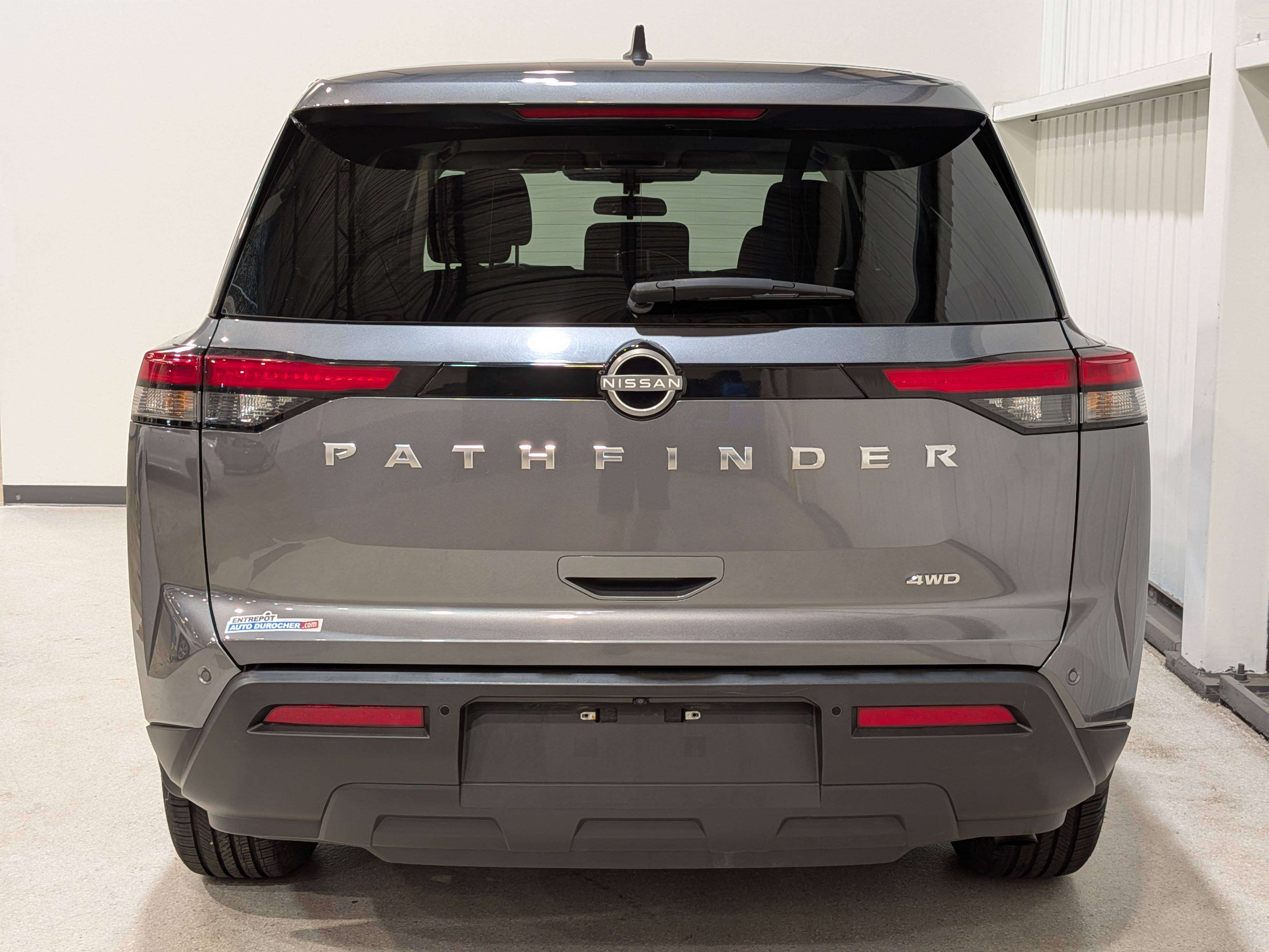 Nissan Pathfinder 2024