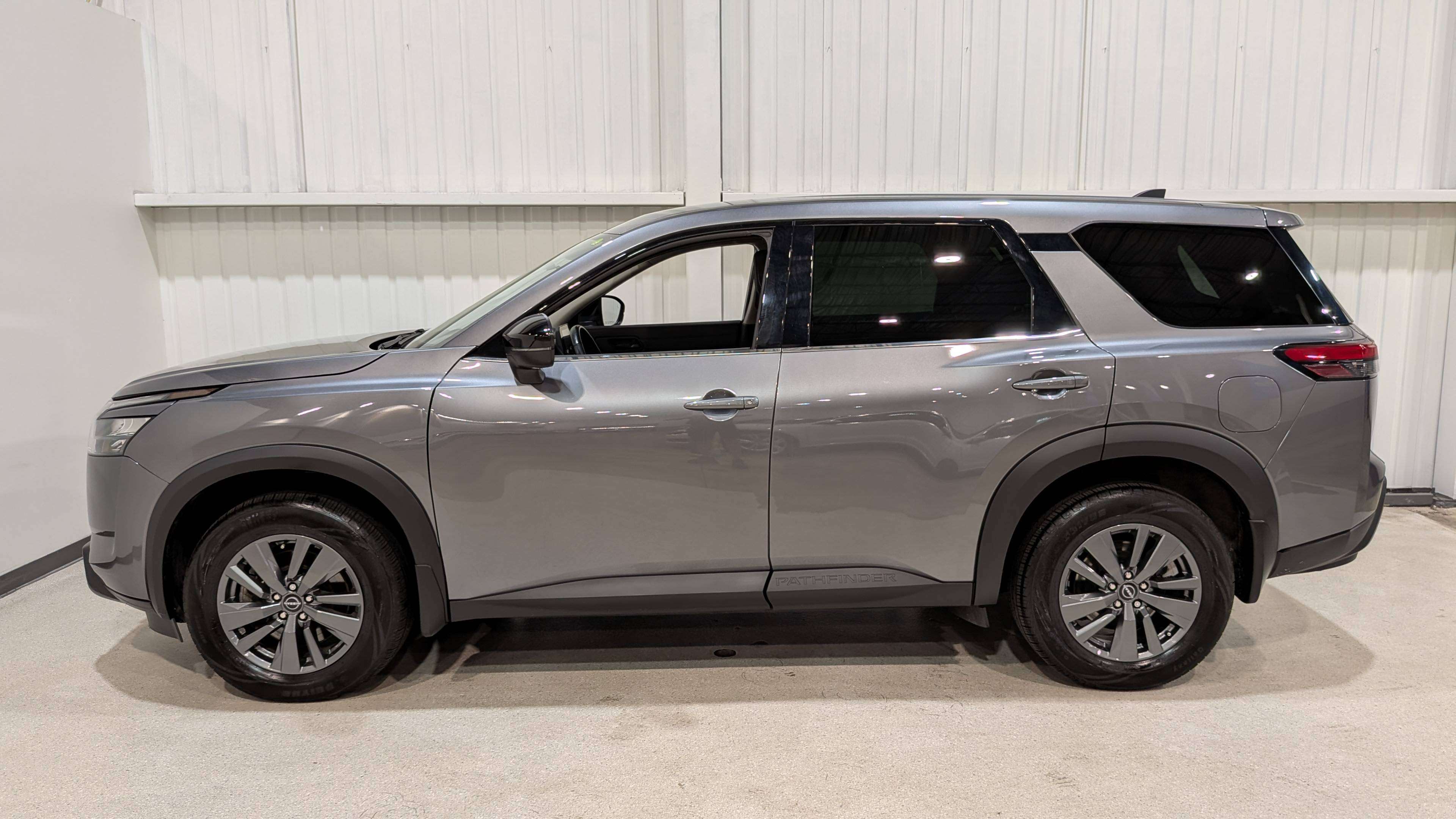 Nissan Pathfinder 2024