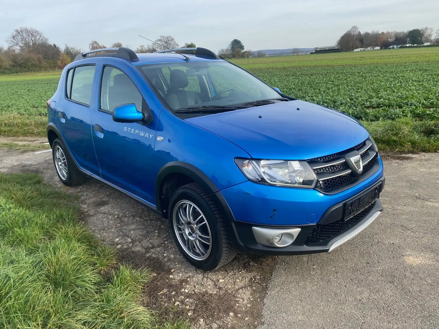 Dacia Sandero 1.5 DCI Stepway Prestige AHK Blau - 1