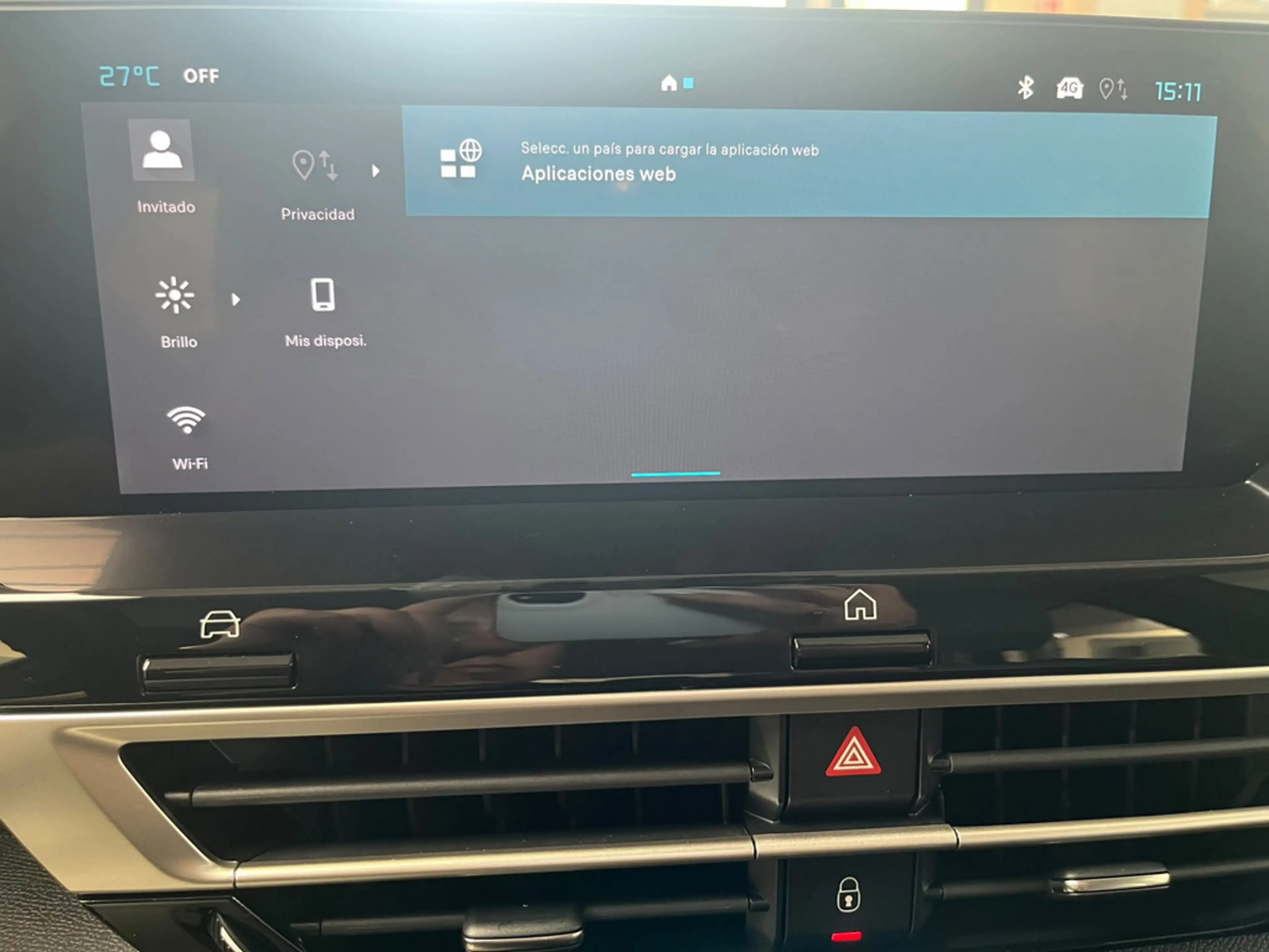 Citroen C4 Lim. 1.2 Plus — photo 14