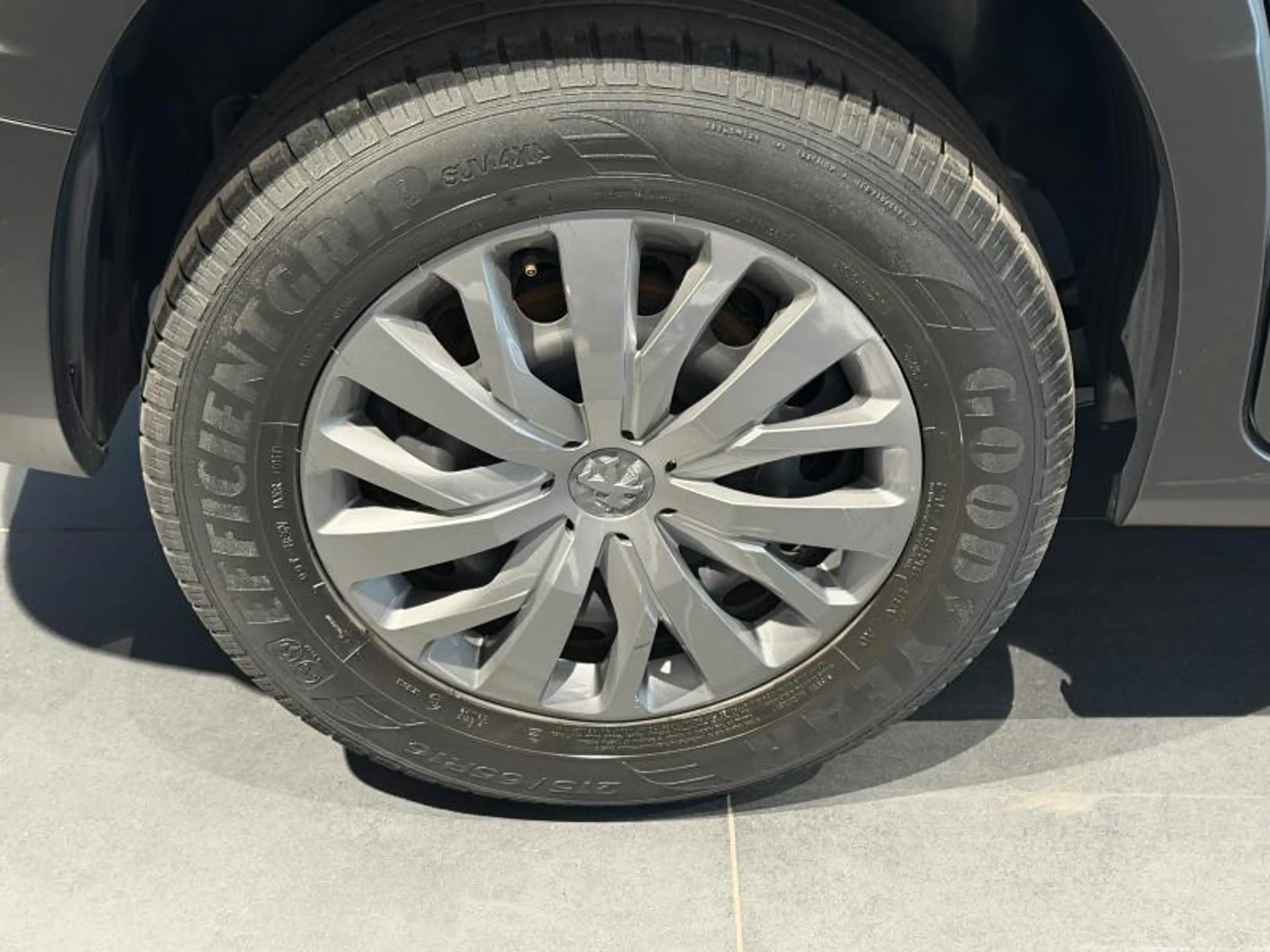 Peugeot Rifter BlueHDi 130 EAT8 — photo 4