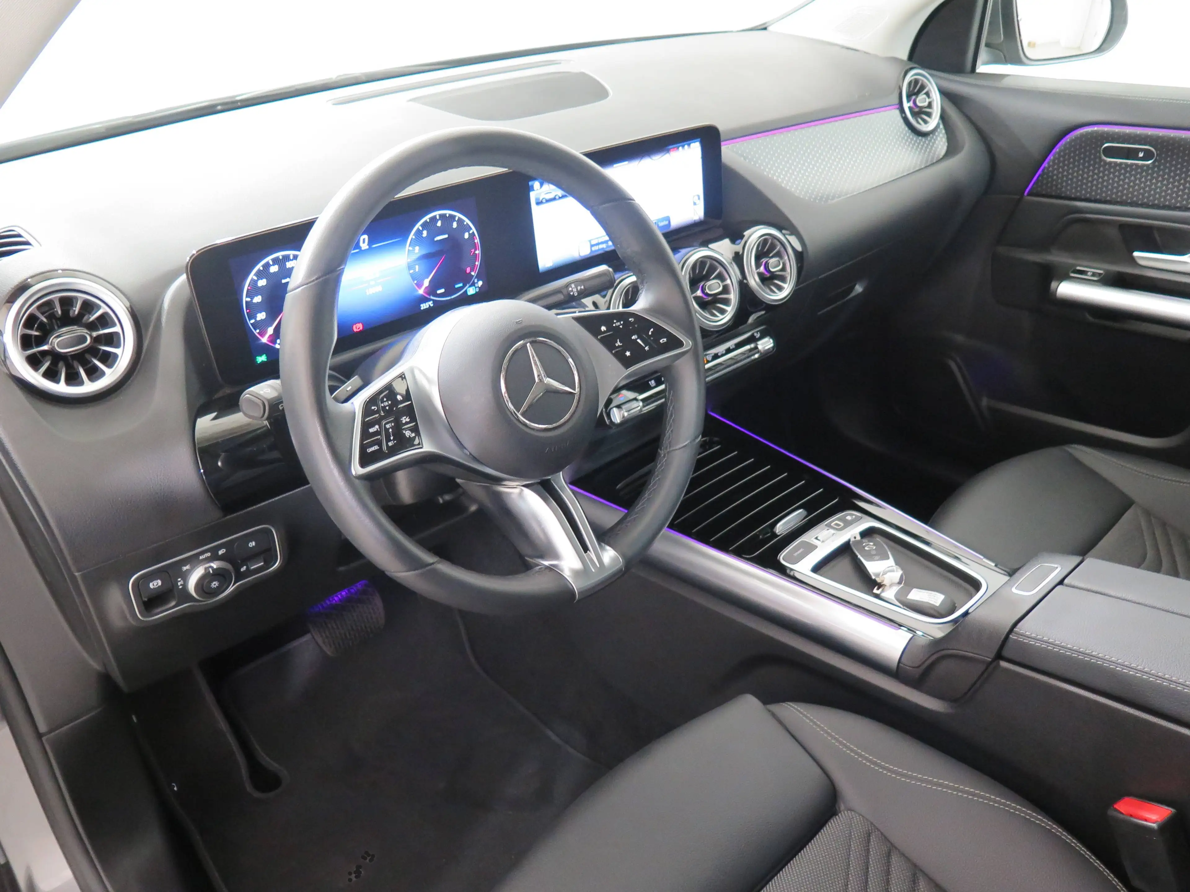 Mercedes-Benz GLA 220 GLA 220 4Matic Edition Progressive Line, Matrix — photo 9