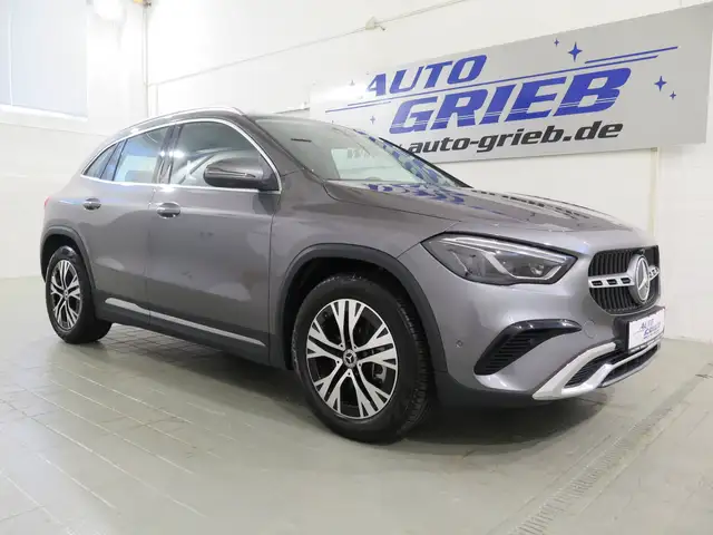 Mercedes-Benz GLA 220 GLA 220 4Matic Edition Progressive Line, Matrix