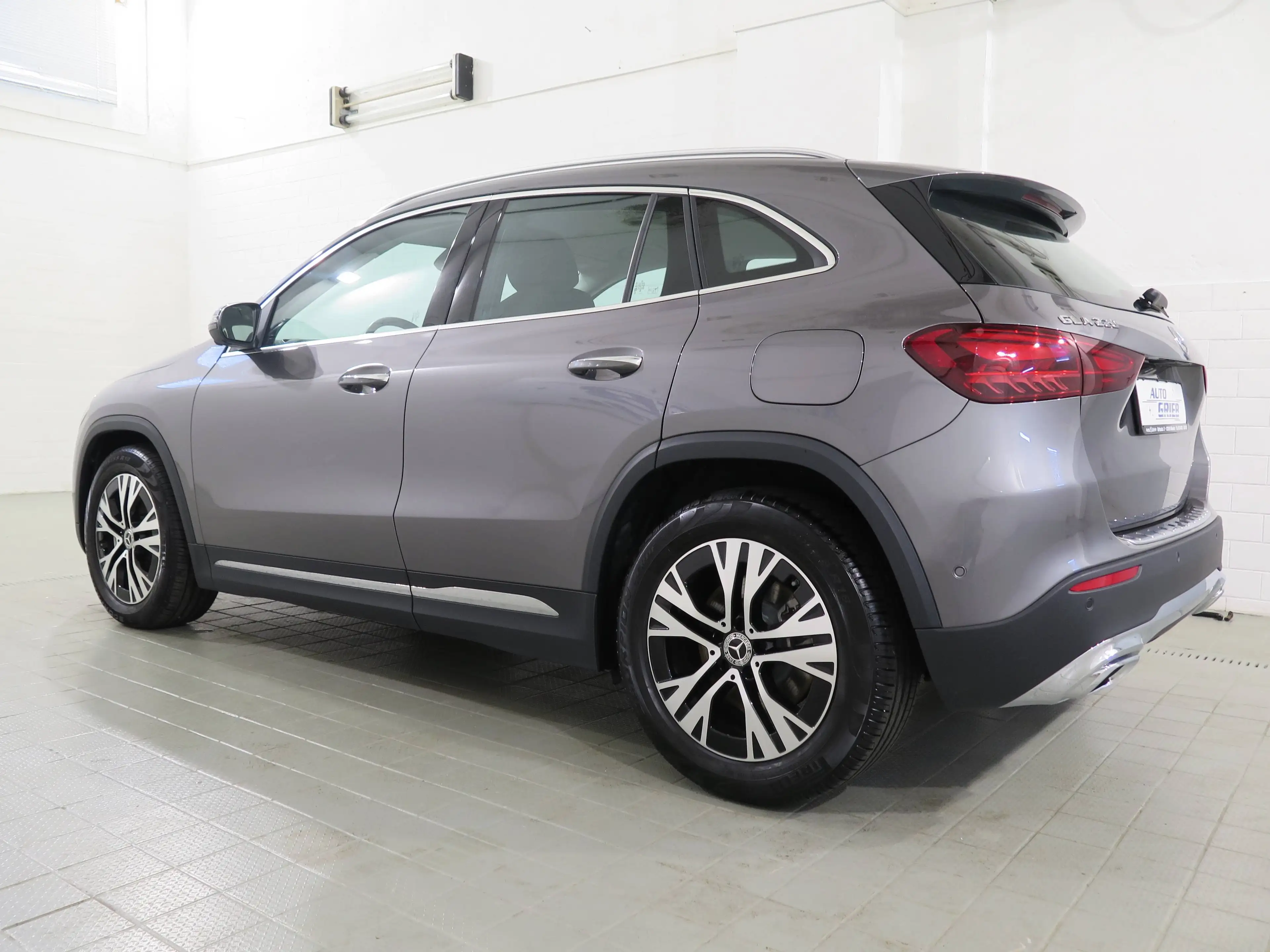 Mercedes-Benz GLA 220 GLA 220 4Matic Edition Progressive Line, Matrix — photo 4