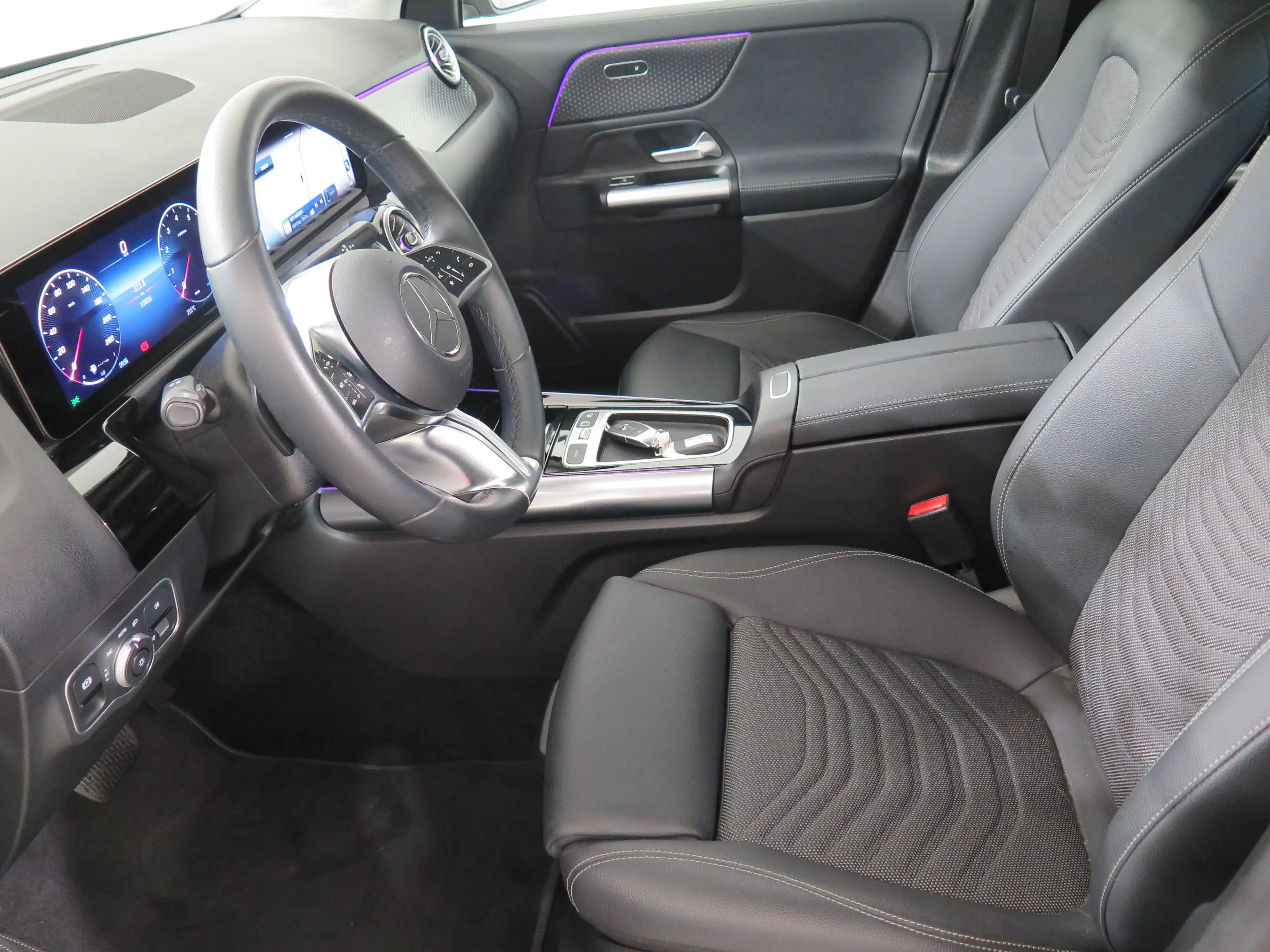 Mercedes-Benz GLA 220 GLA 220 4Matic Edition Progressive Line, Matrix — photo 8