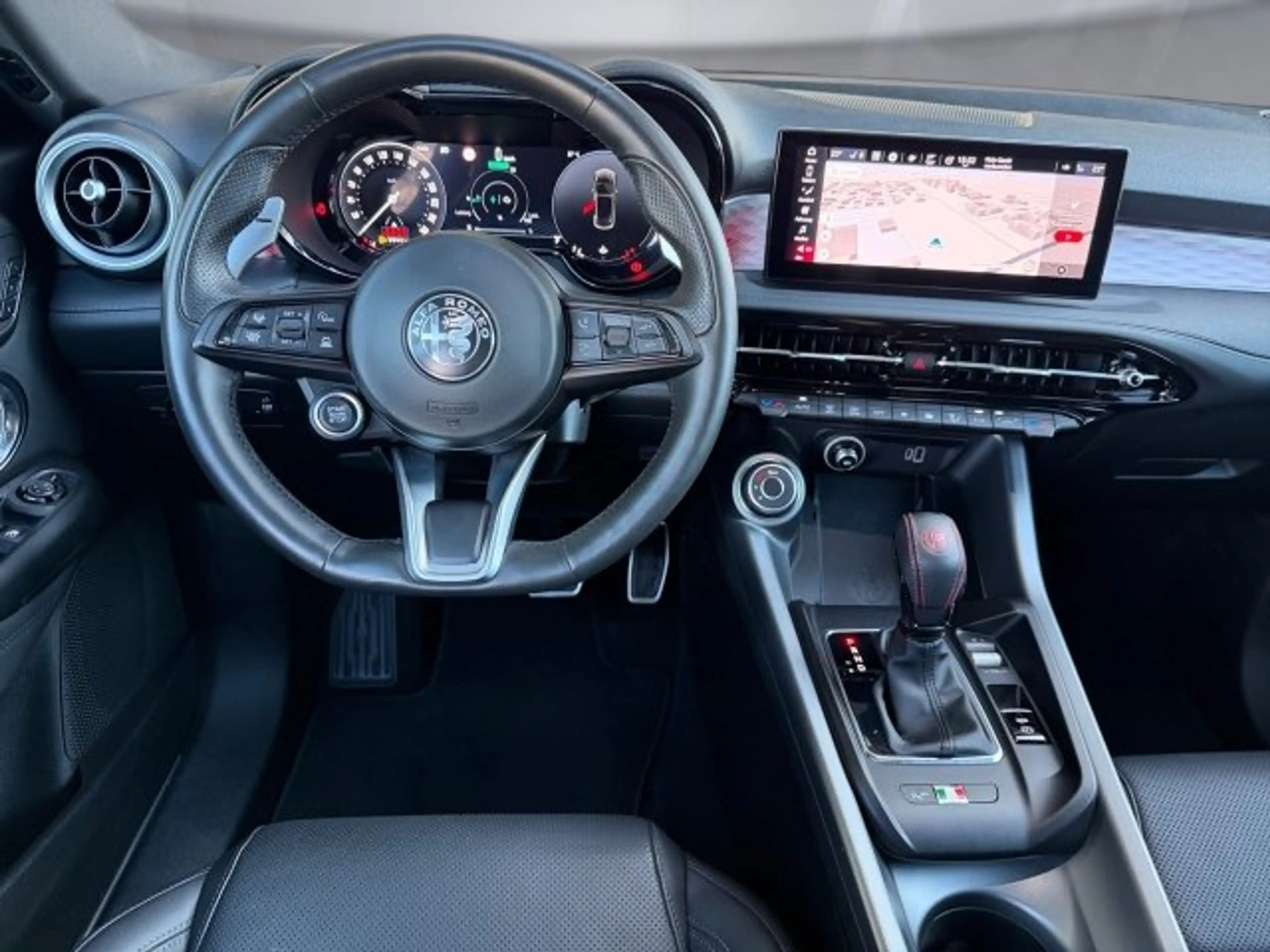 Alfa Romeo Tonale Edizione Speciale 160 PS MHEV — photo 13