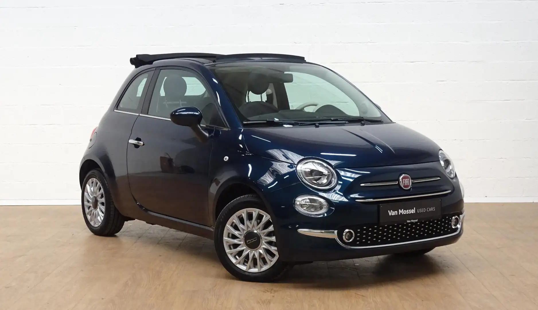 Fiat 500C Dolcevita 1.0 Hybrid Bleu - 2