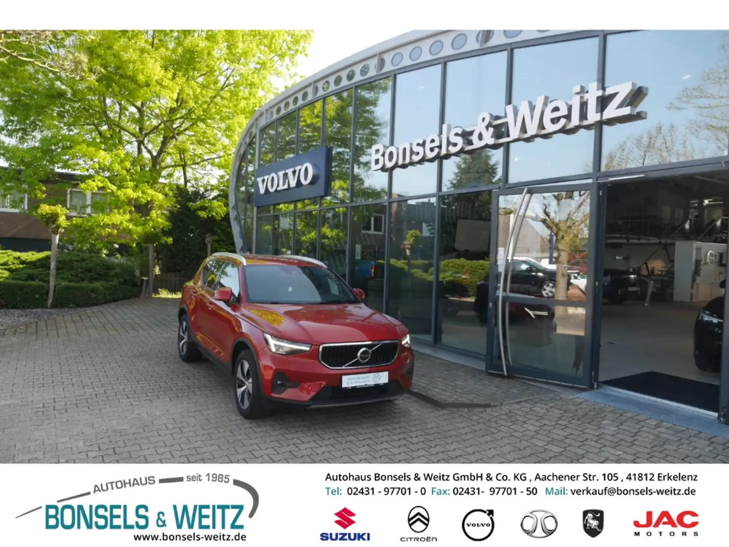 Volvo XC40 Core 2WD EU6d T2 AUTOMATIK Navi Digitales Cockpit Червоний - 1