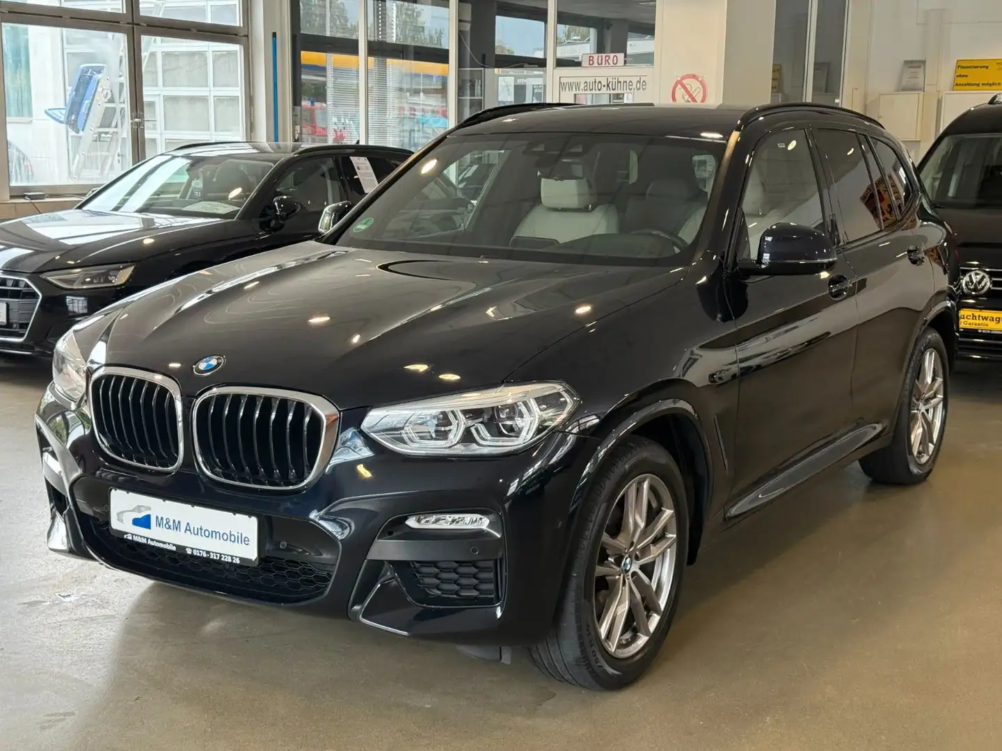 BMW X3 xDrive 20 d M Sport*Leder*Head-Up*AHK*1 HAND* Schwarz - 1