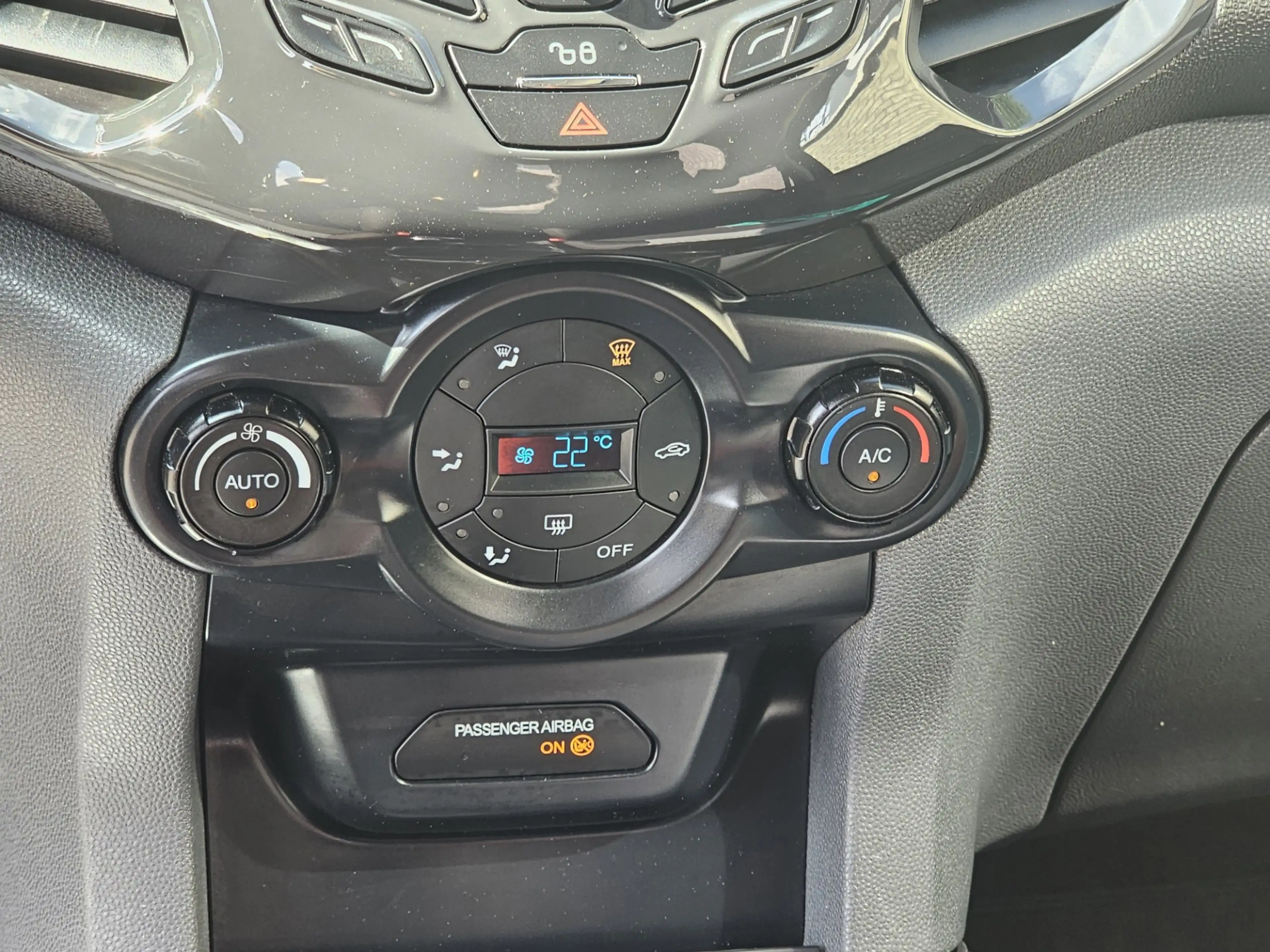 Ford EcoSport 1.0 EcoBoost Titanium Trekhaak/Airco/Ccr/Pdc — photo 12