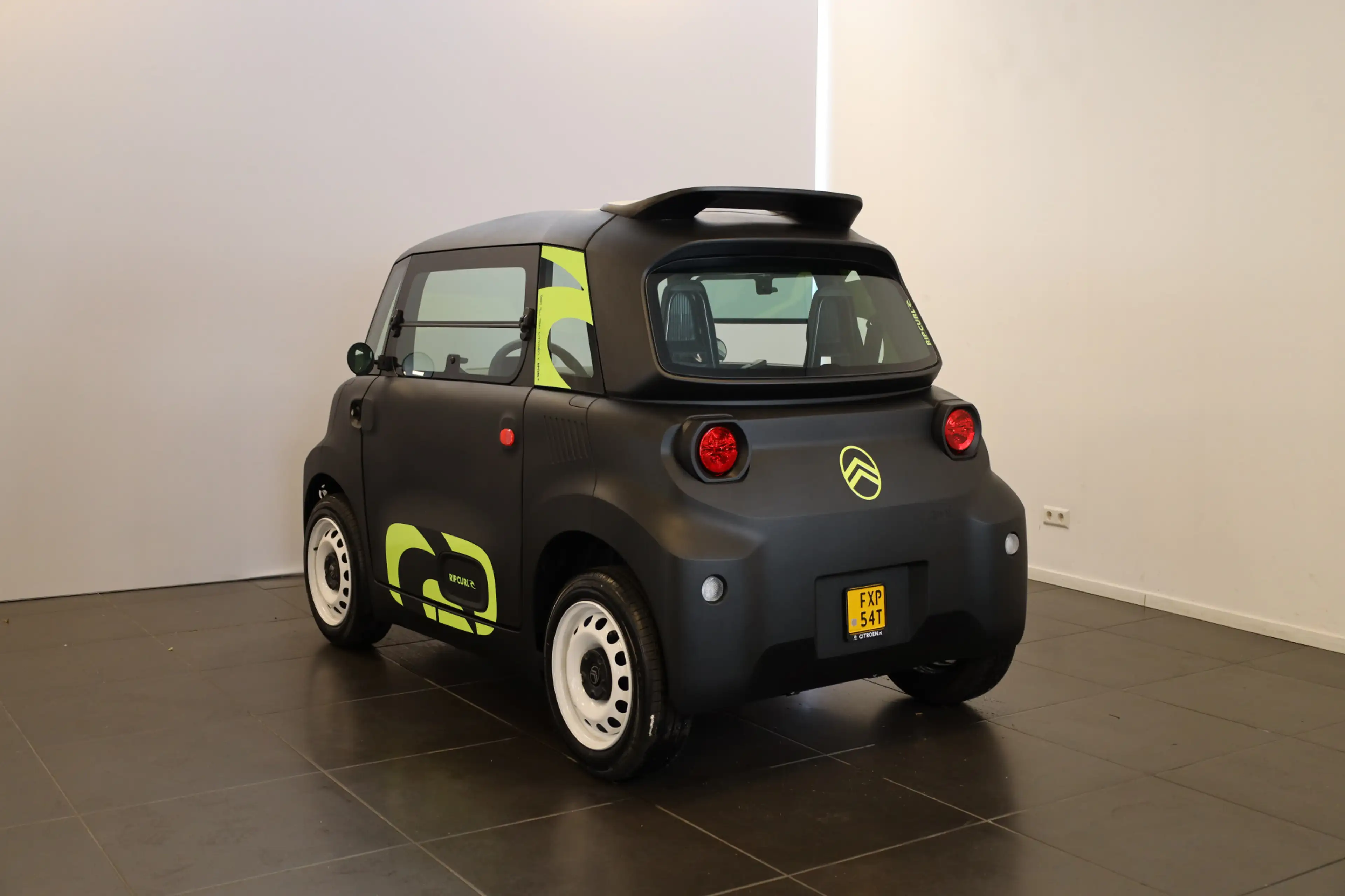 Citroen Ami Brommobiel Ripcurl Sunrise | Spoiler | USB | LED — photo 2