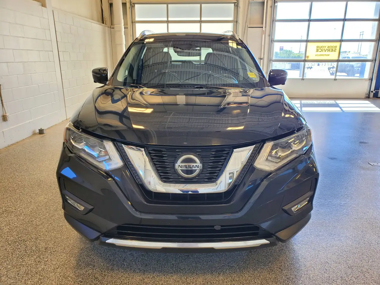 Nissan Rogue снимка Nissan Rogue