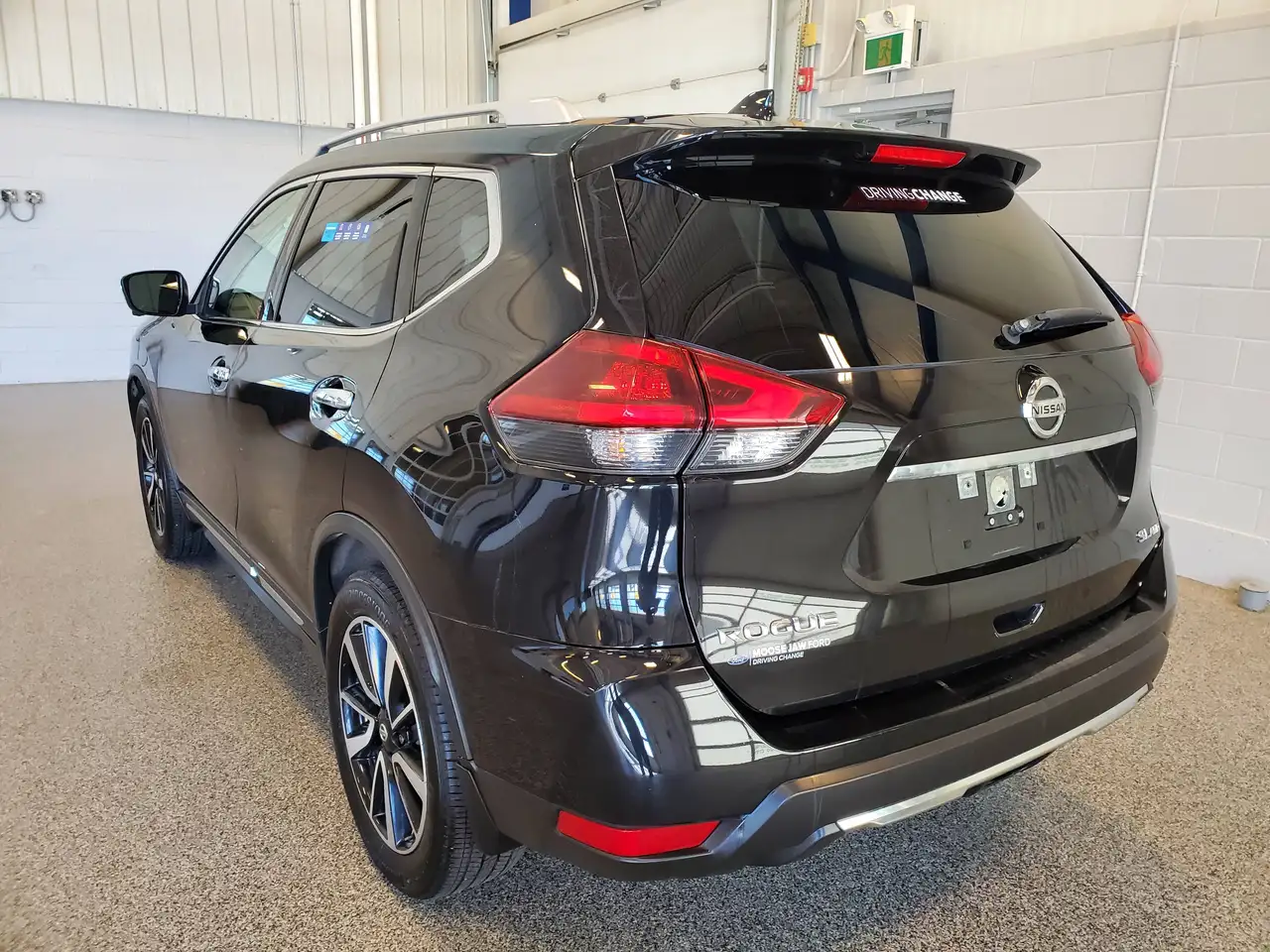 Nissan Rogue снимка Nissan Rogue