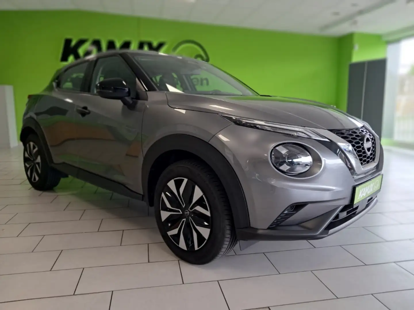 Nissan Juke 1.0DIG-T Aut.Acenta+LED+KAMERA+CARPLAY+DAB Grau - 1