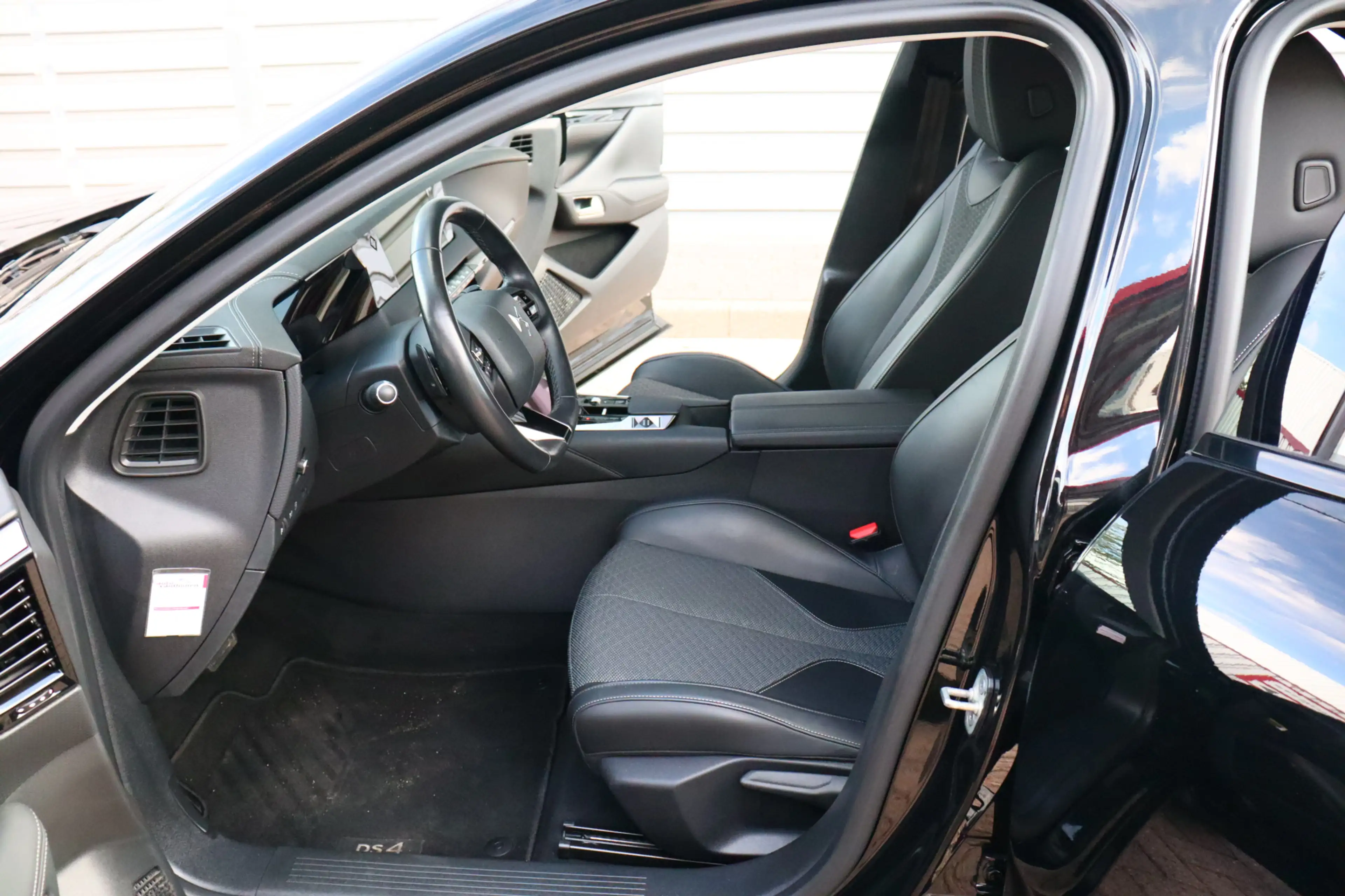 DS Automobiles DS 4 1.6 PHEV 225 Étoile O.a: ACC, PDC, Camera, Carplay — photo 31