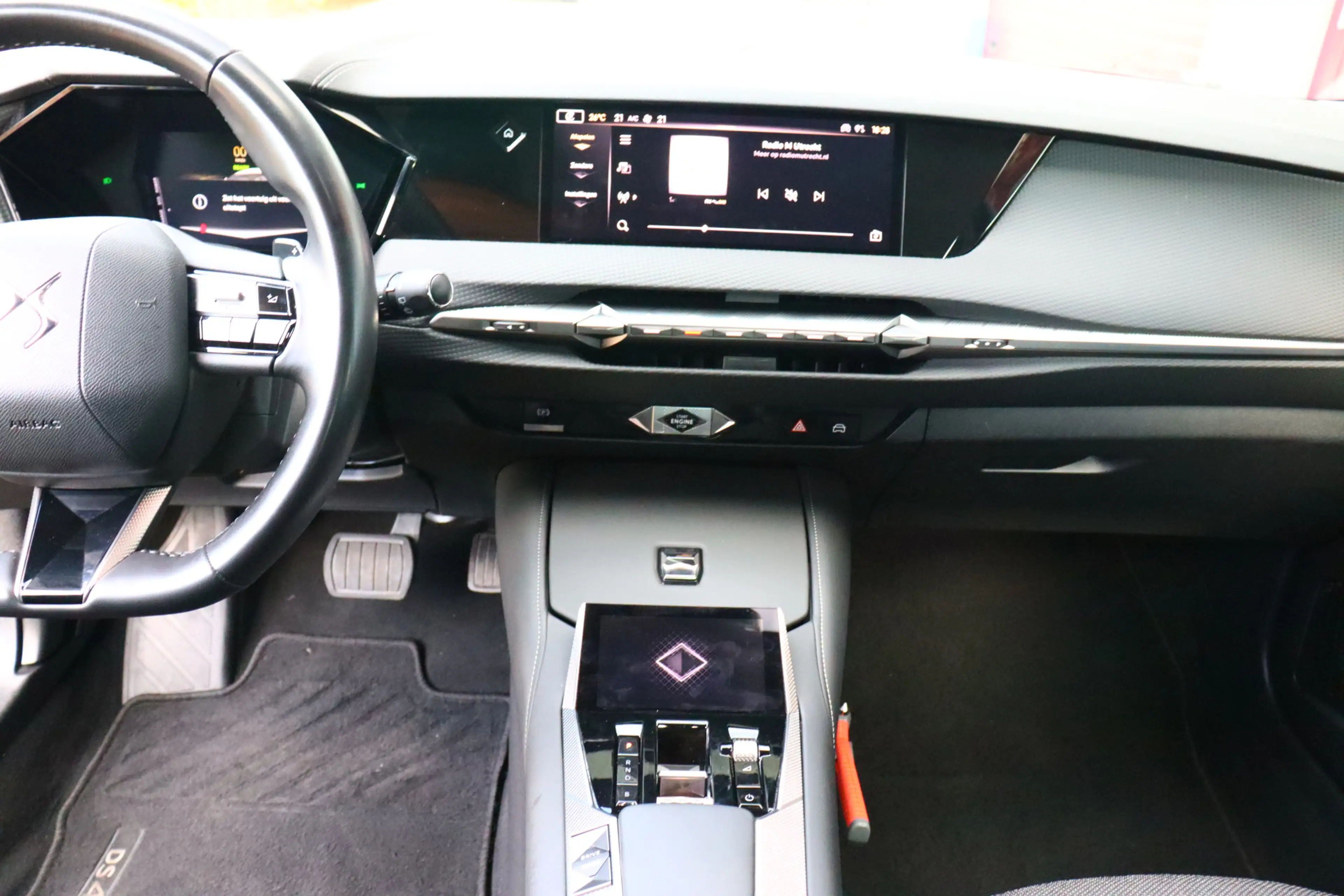 DS Automobiles DS 4 1.6 PHEV 225 Étoile O.a: ACC, PDC, Camera, Carplay — photo 35
