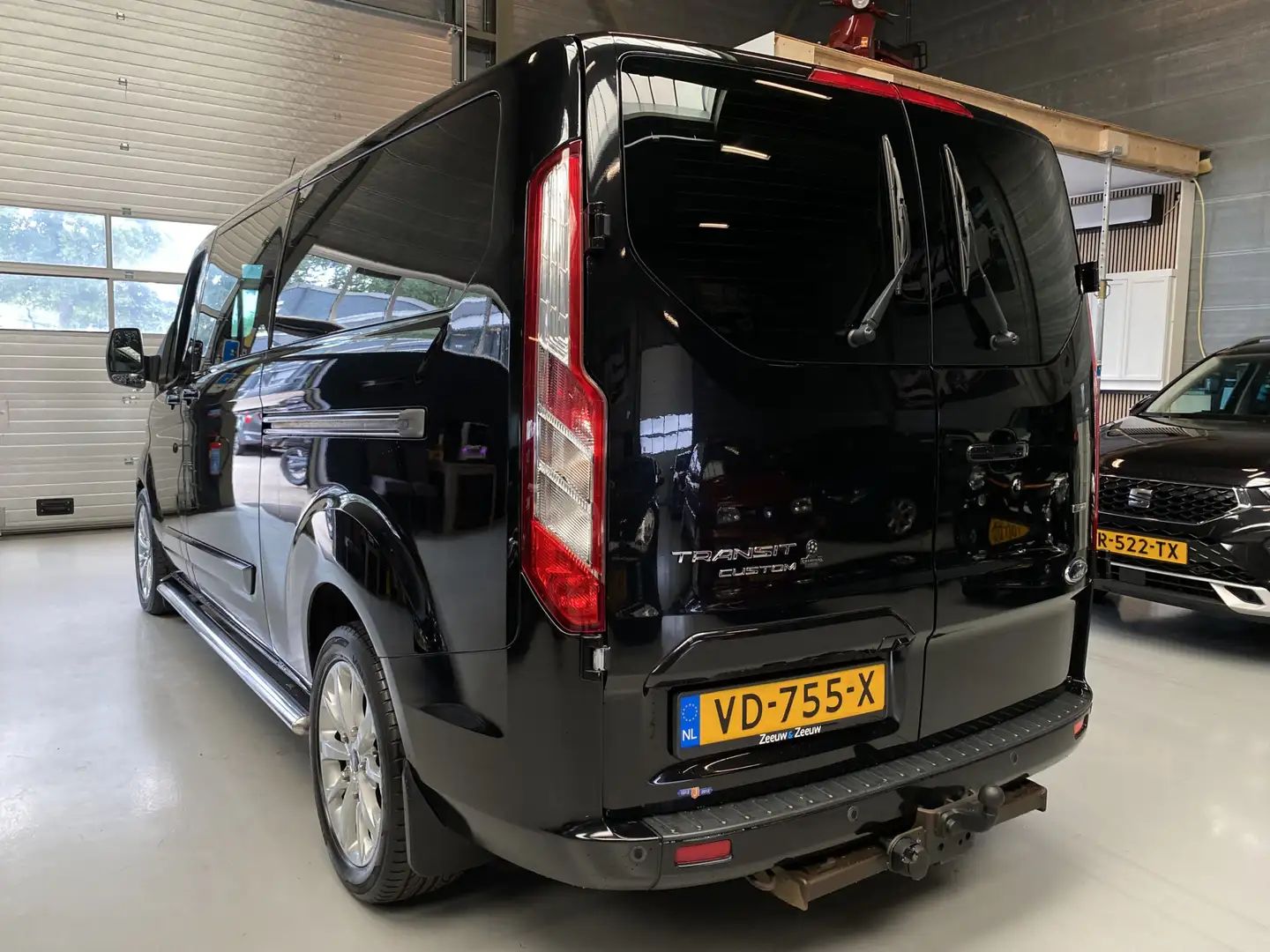 Ford Transit Custom 290 2.2 TDCI L2H1 Limited DC Airco, Cruise, Dubbel Czarny - 2