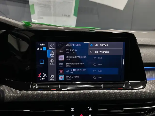 Volkswagen Golf view 27