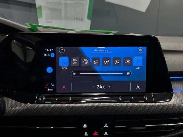 Volkswagen Golf view 24