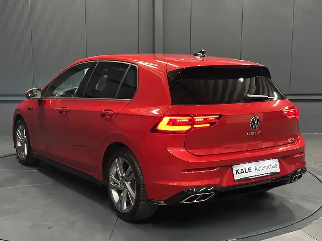 Volkswagen Golf view 3