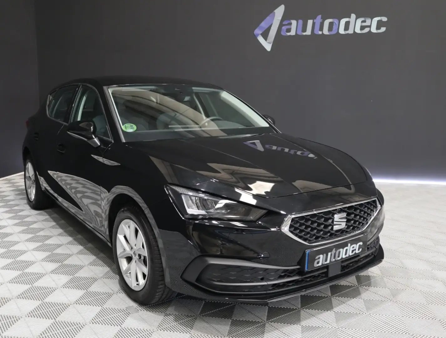SEAT Leon 1.0 TSI S&S Style 25º Aniversario 110 Negro - 2