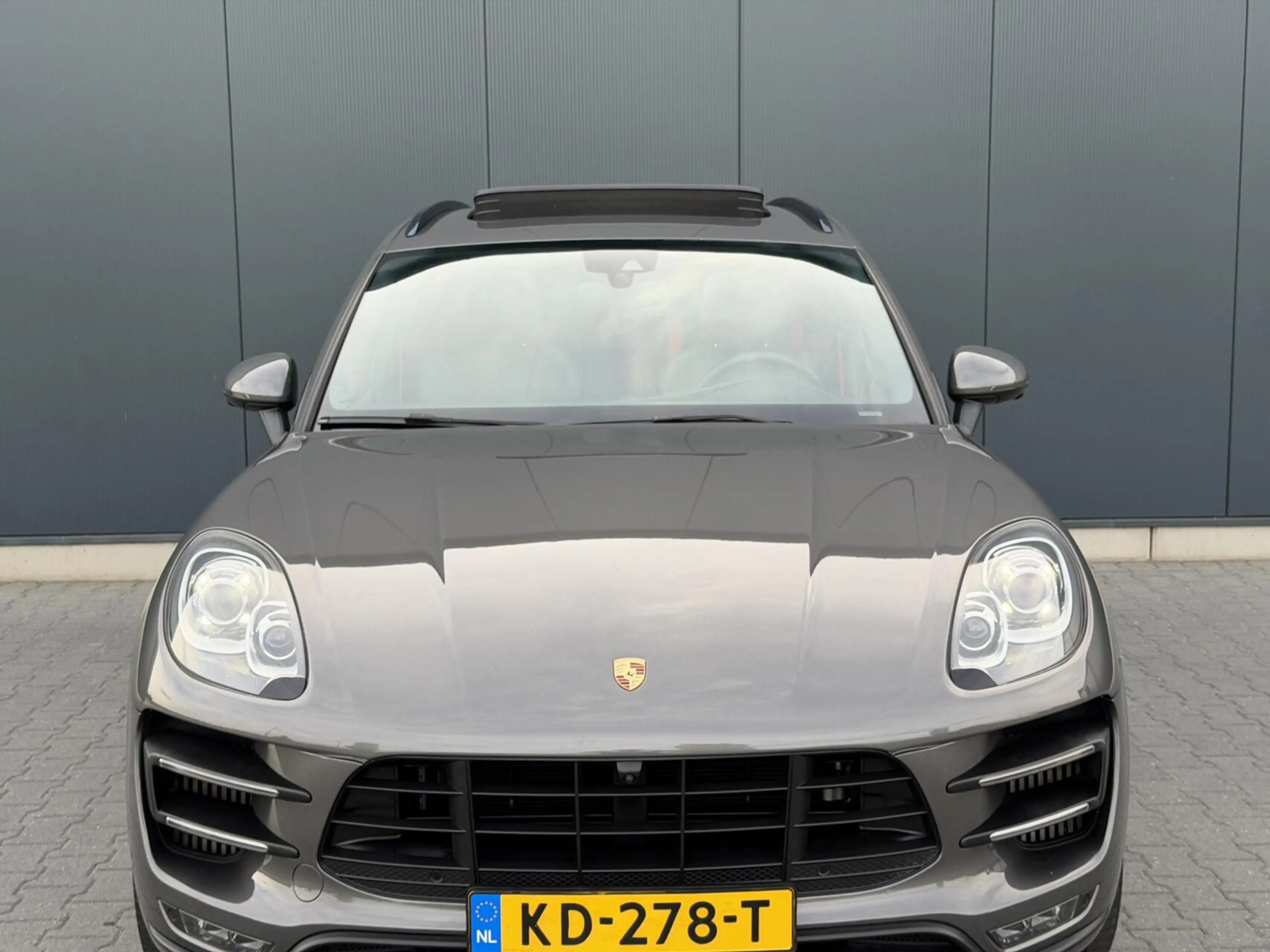 Porsche Macan 3.6 Turbo 400PK - 3e Eig - Pano - Luchtvering - Bo — photo 14