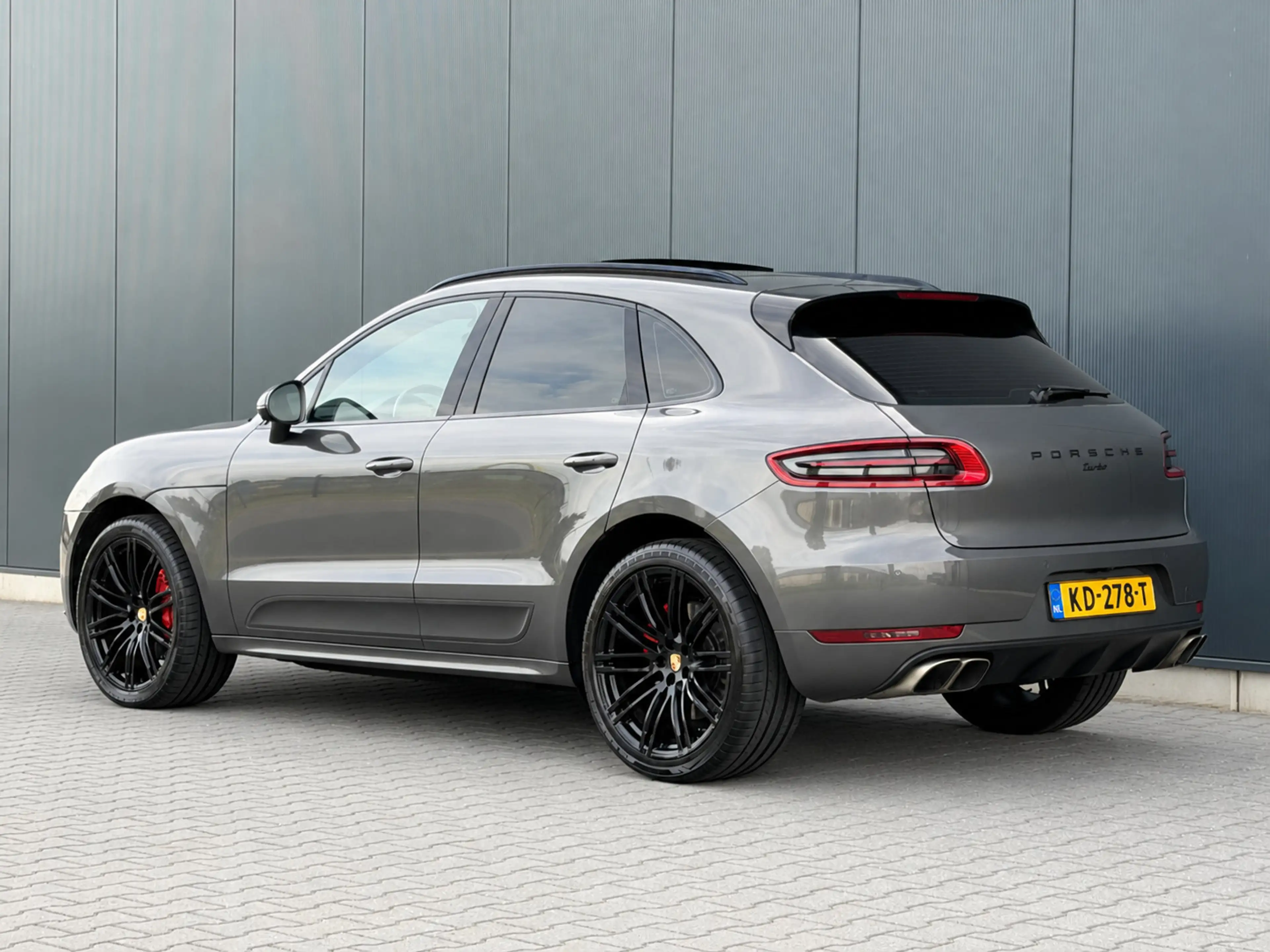 Porsche Macan 3.6 Turbo 400PK - 3e Eig - Pano - Luchtvering - Bo — photo 11