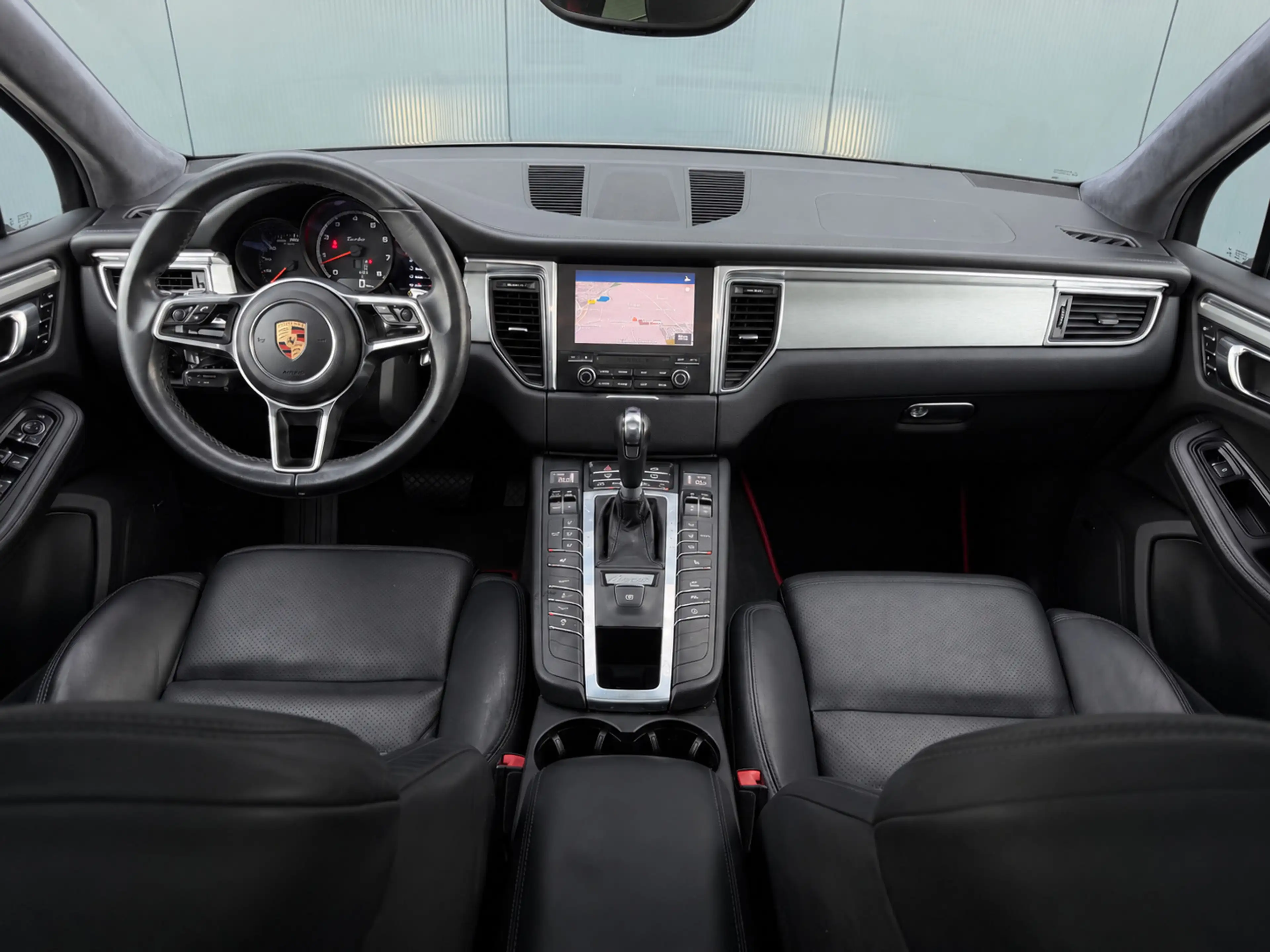 Porsche Macan 3.6 Turbo 400PK - 3e Eig - Pano - Luchtvering - Bo — photo 15