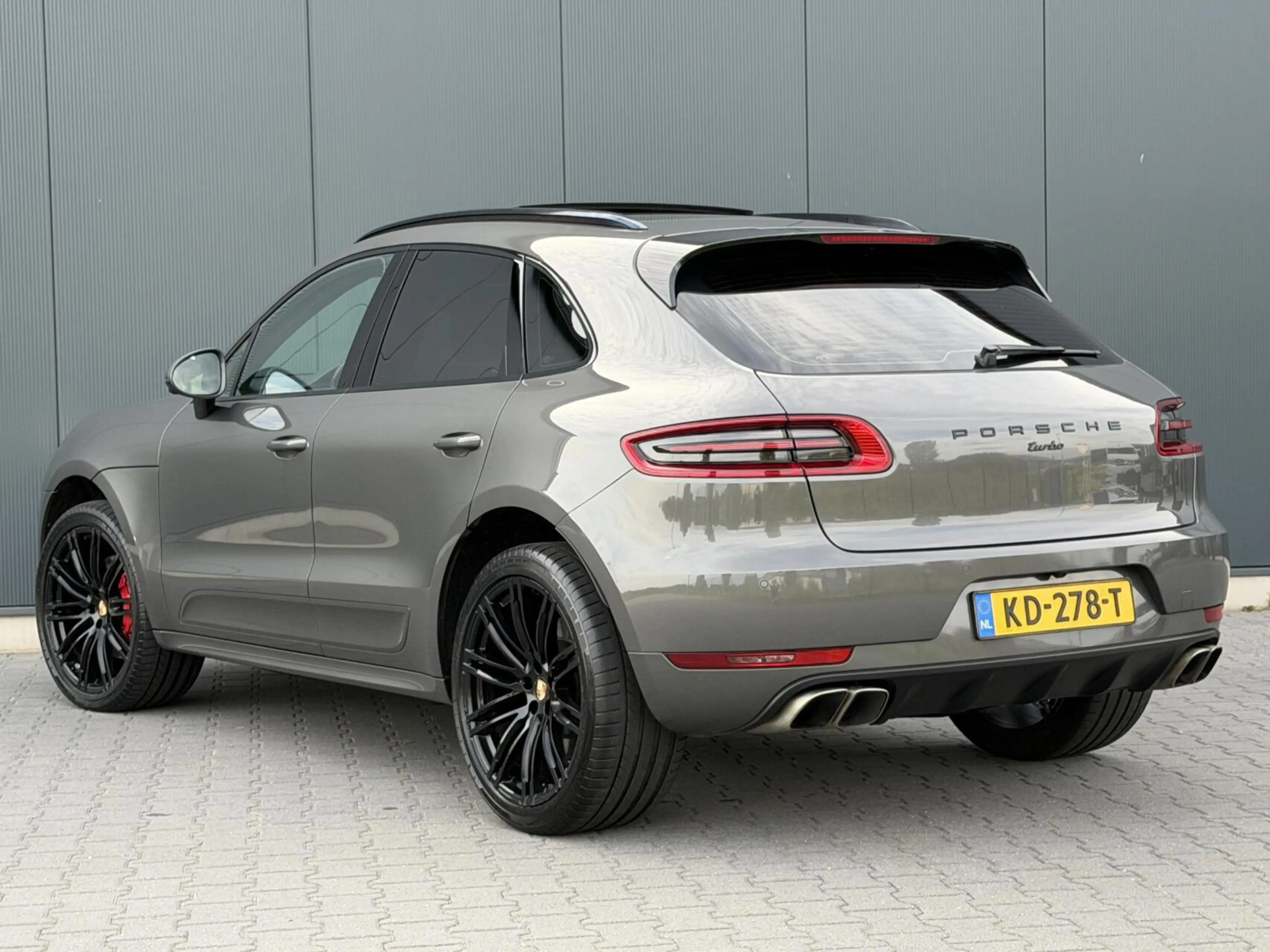 Porsche Macan 3.6 Turbo 400PK - 3e Eig - Pano - Luchtvering - Bo — photo 3