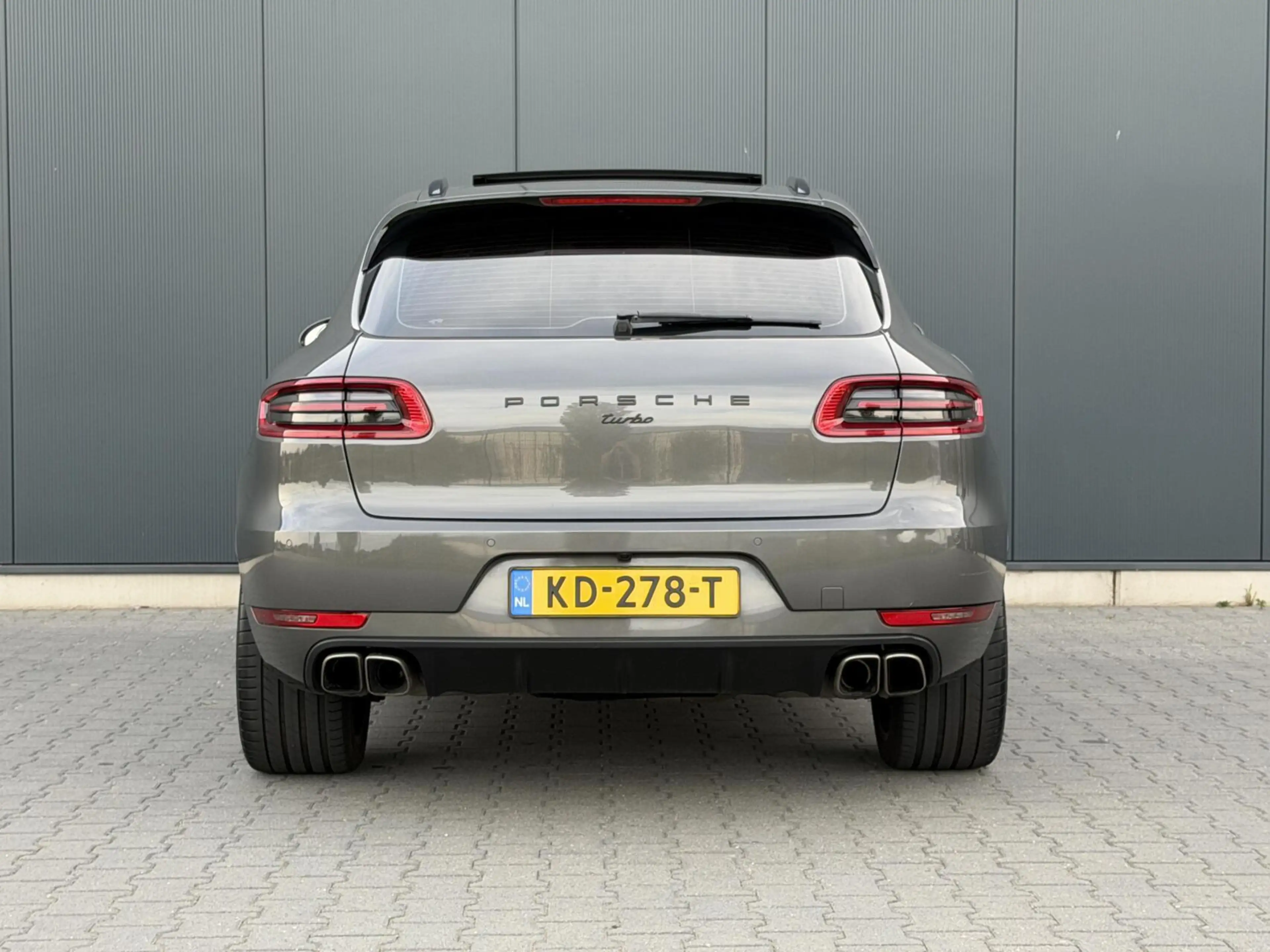 Porsche Macan 3.6 Turbo 400PK - 3e Eig - Pano - Luchtvering - Bo — photo 8
