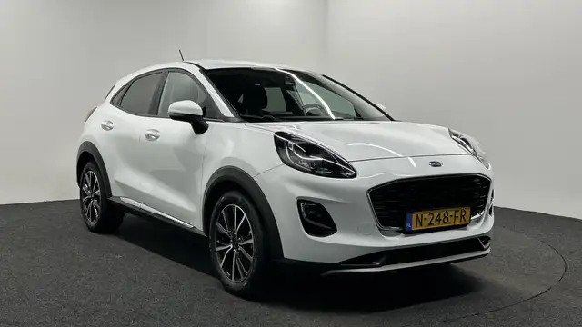 Ford Puma view 3