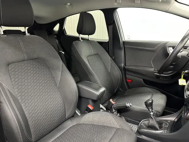Ford Puma view 12