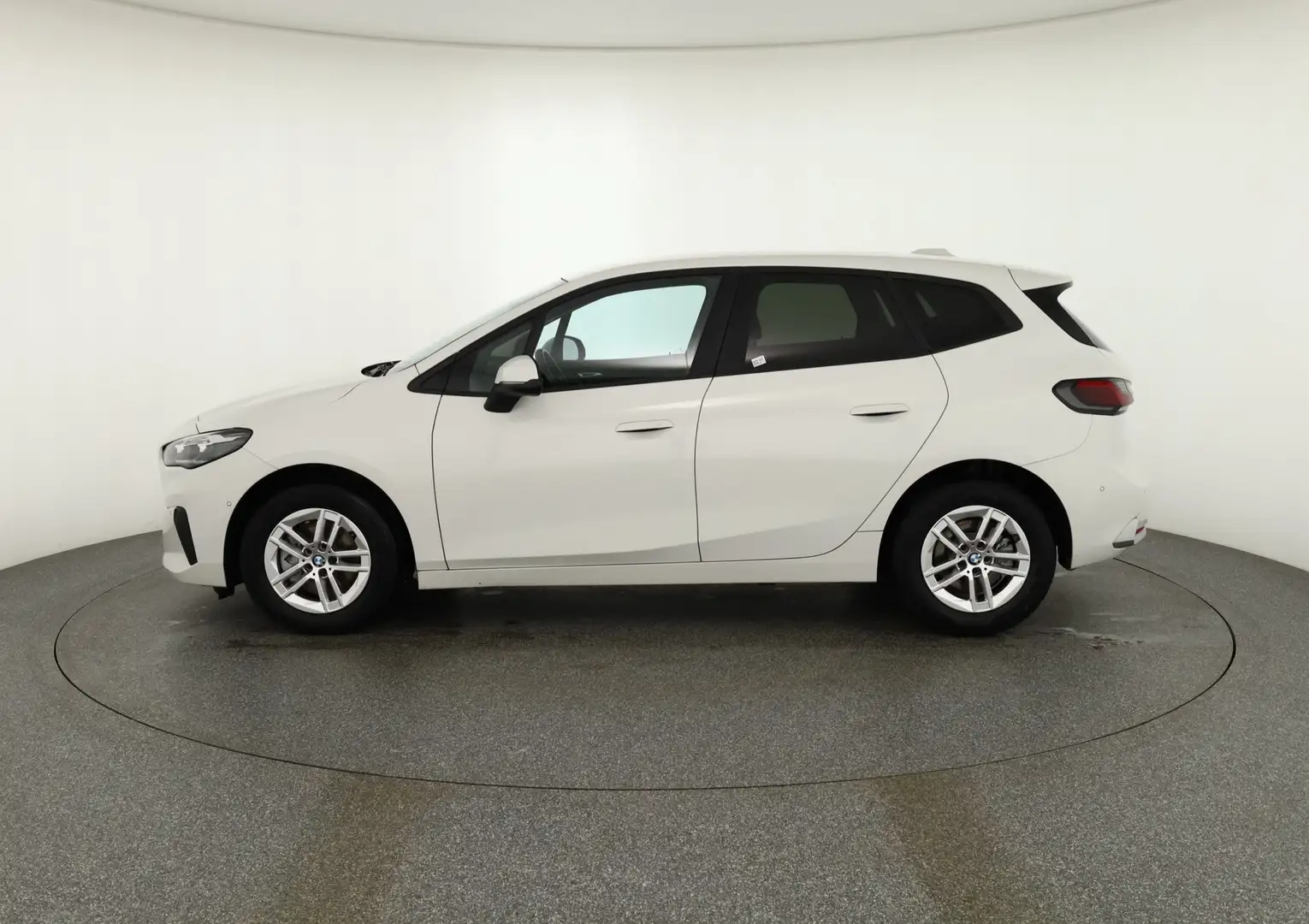 BMW 218 218d Active Tourer LED Navi Sitzheizung DAB PDC Blanc - 2