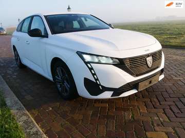 SW 1.5 BlueHDi Active Pack EAT8 AC NAVI ALU ** 109