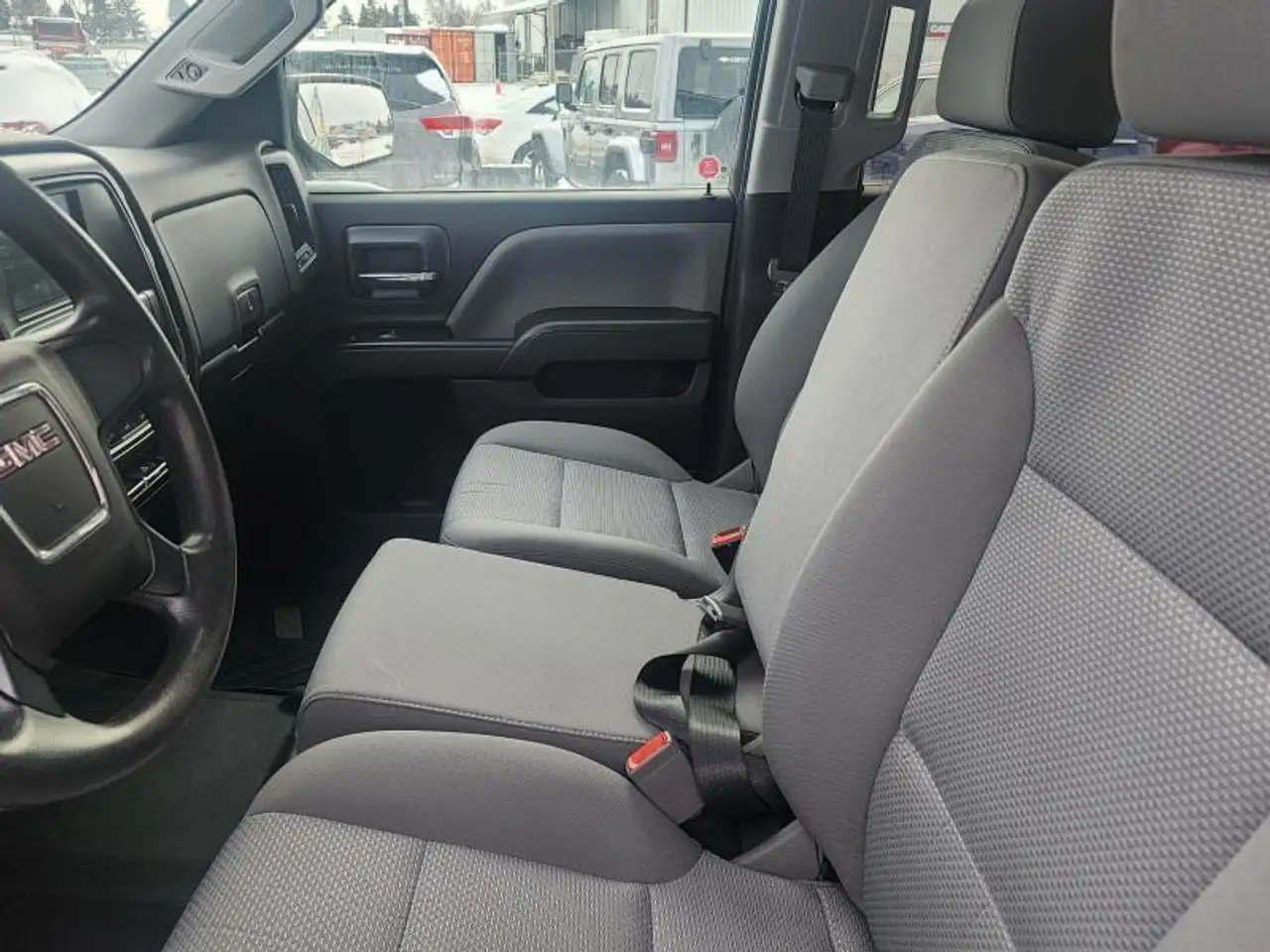 GMC Sierra 1500 снимка GMC Sierra 1500