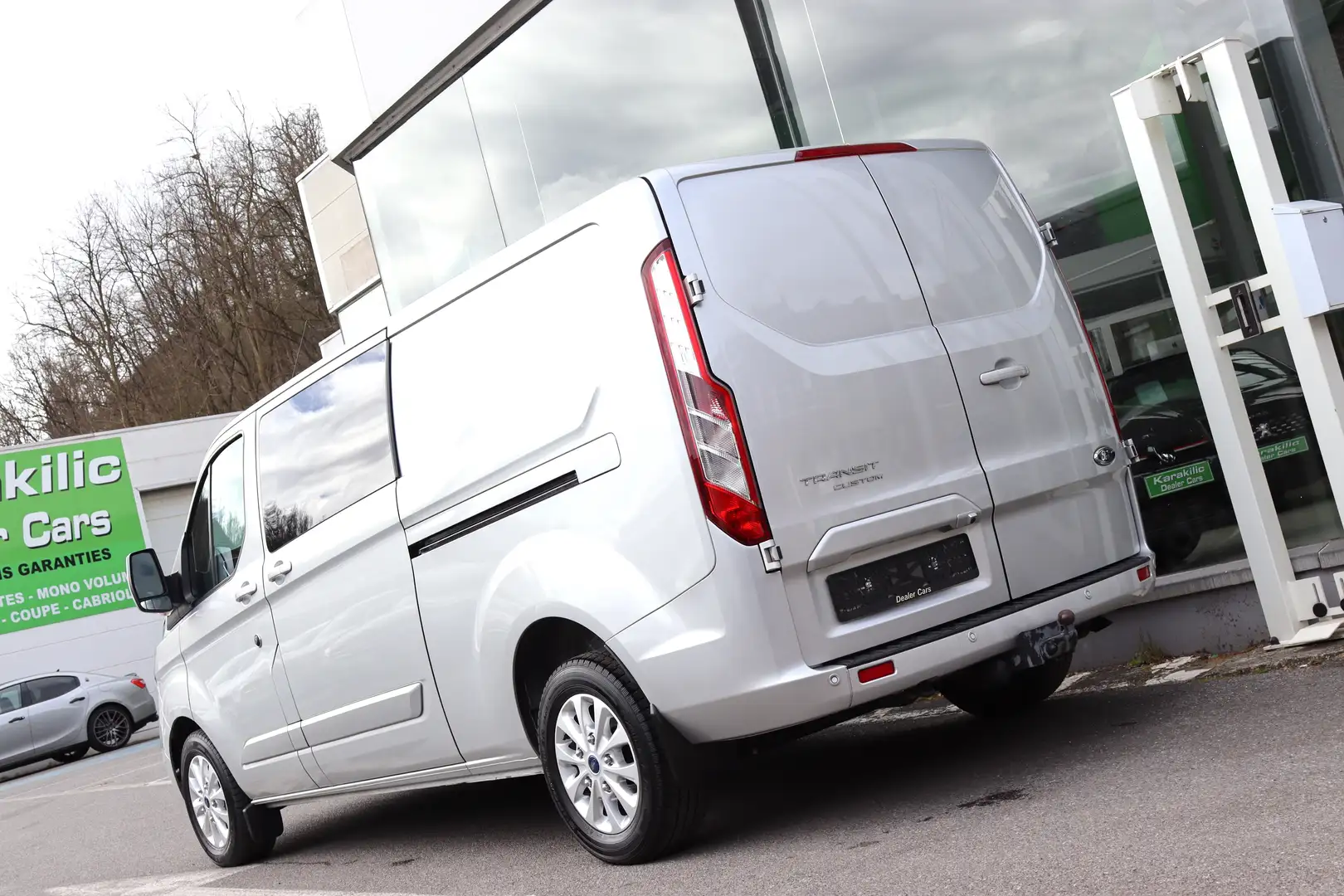 Ford Transit Custom LONG 2.0TDCi 130CV BOITE AUTO 5PLACES GPS CAMERA Plateado - 2