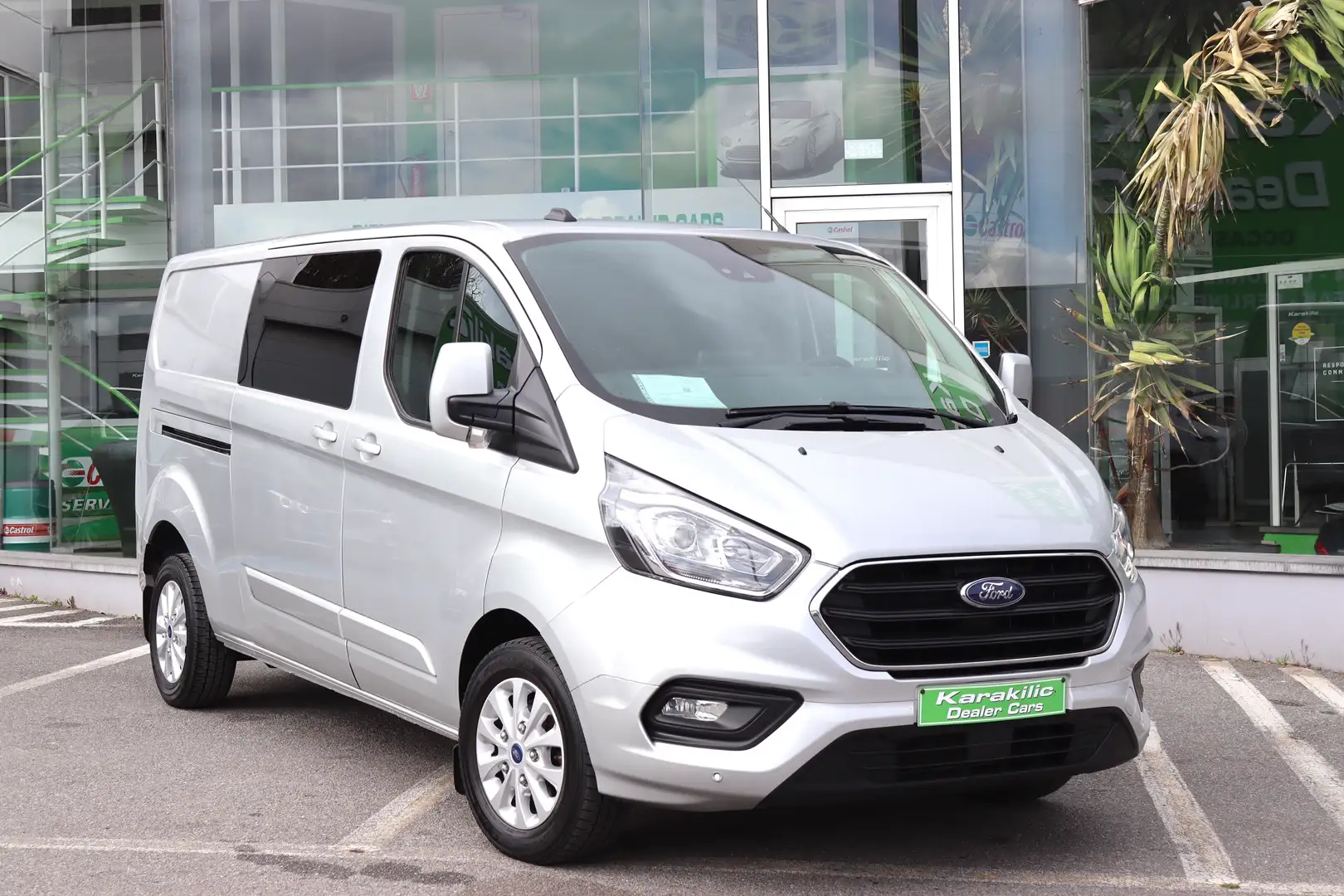 Ford Transit Custom LONG 2.0TDCi 130CV BOITE AUTO 5PLACES GPS CAMERA Plateado - 1