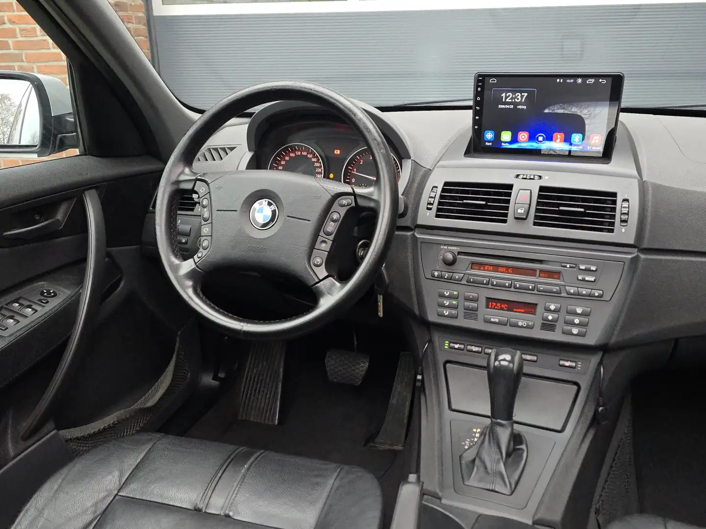 BMW X3 3.0i Executive Youngtimer |Pano |Trekhaak Grau - 2