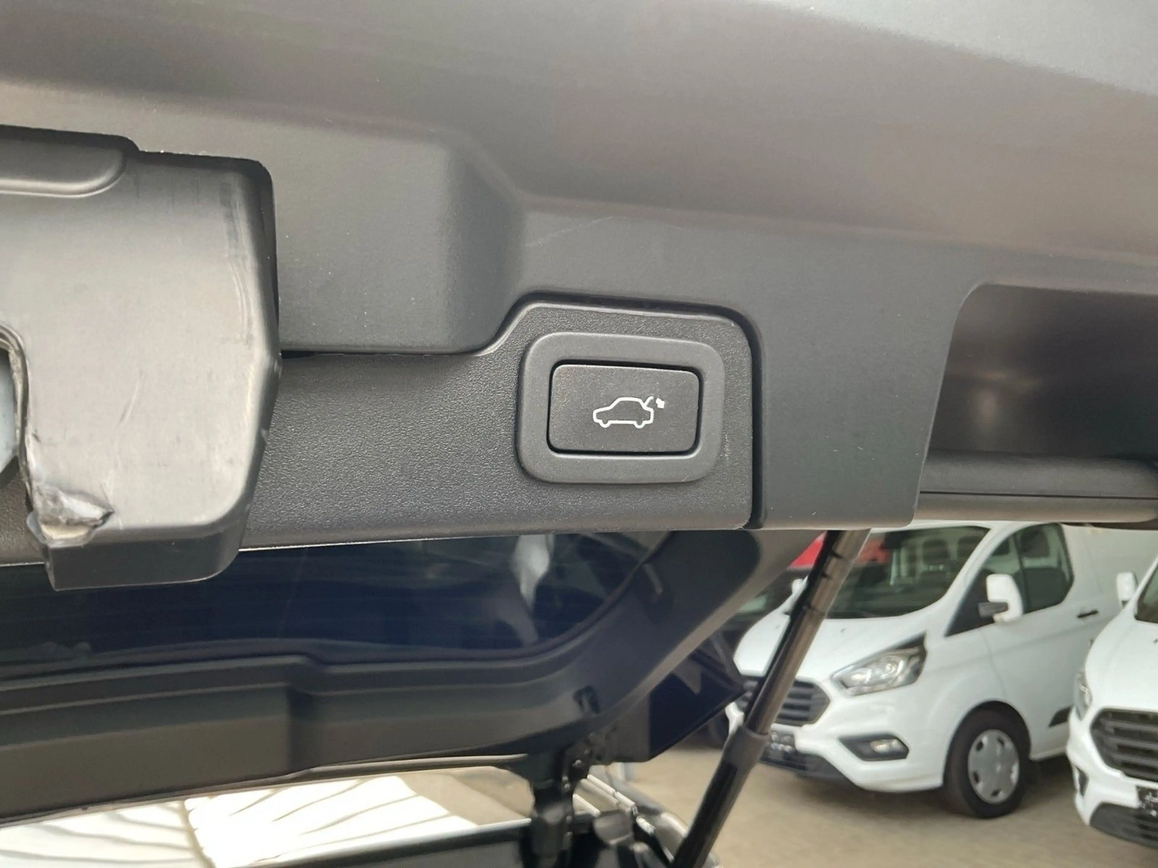 Land Rover Range Rover Evoque HSE Dynamic ALLRAD — photo 13