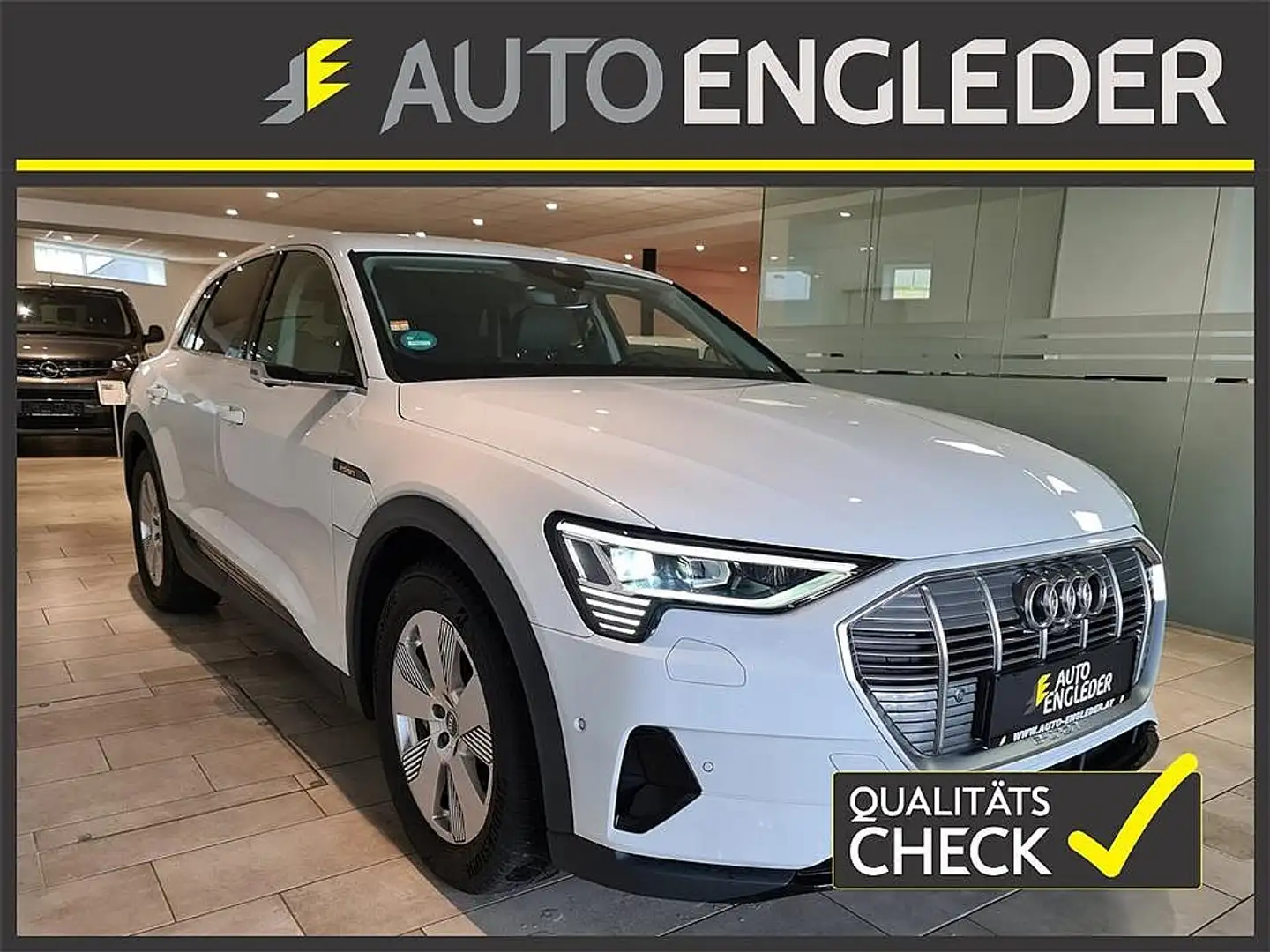 Audi e-tron 55 quattro 95kWh Blanc - 1