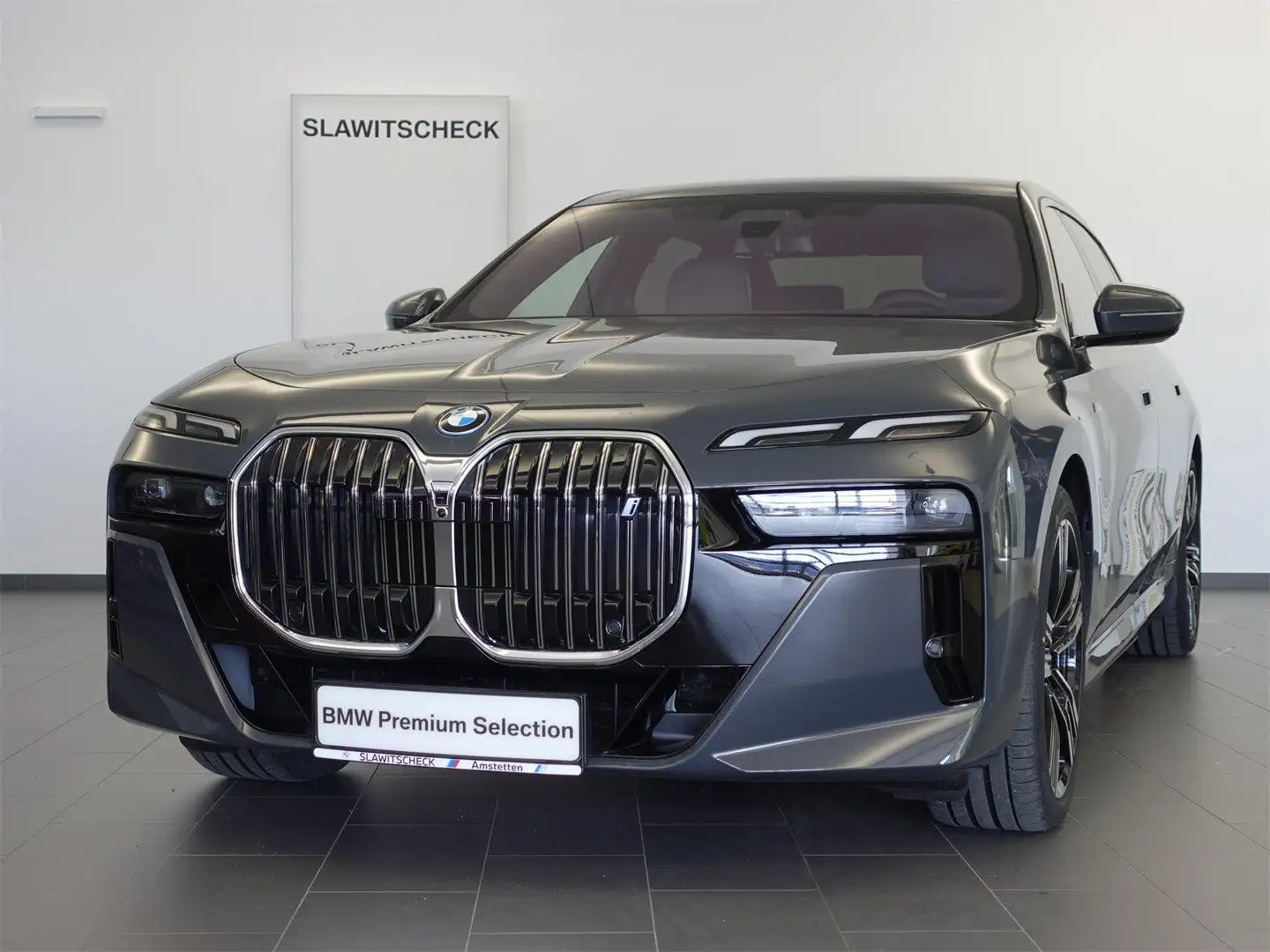 BMW i7 xDrive60 M-Paket G70 3,99 FIXZINSAKTION Gri - 2
