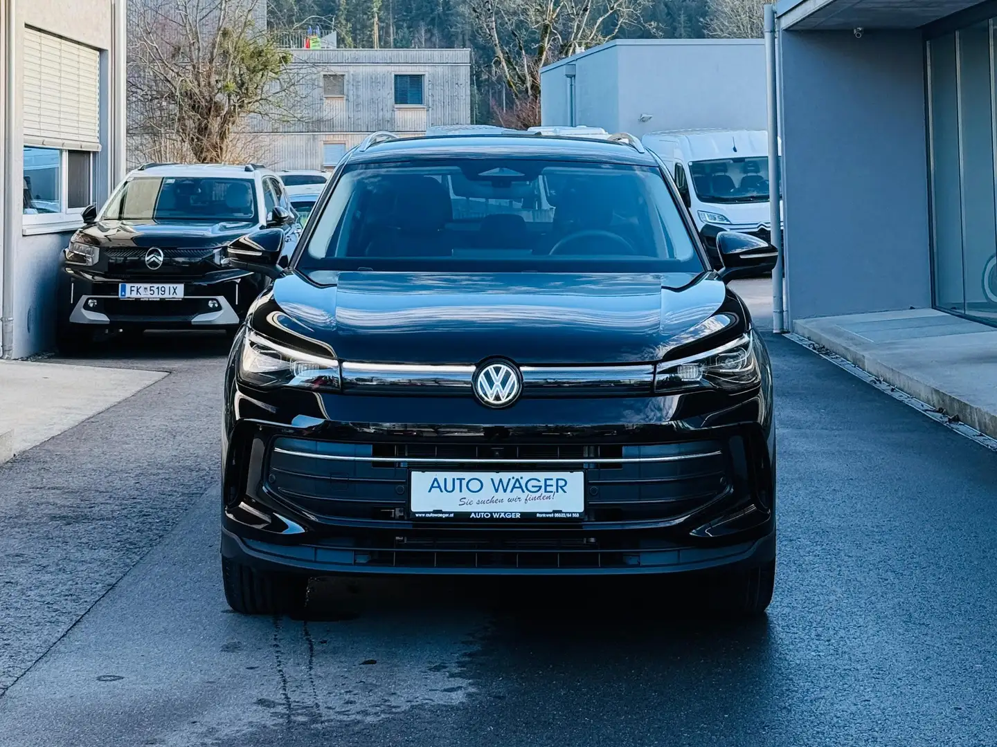 Volkswagen Tiguan Plug-In-Hybrid 150 kW Schwarz - 2