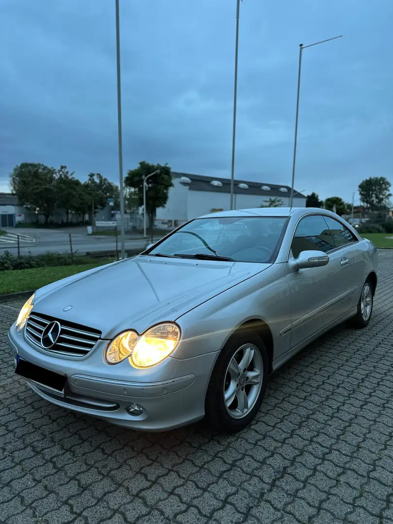 Mercedes-Benz CLK 200 Coupe Kompressor Avantgarde - 2