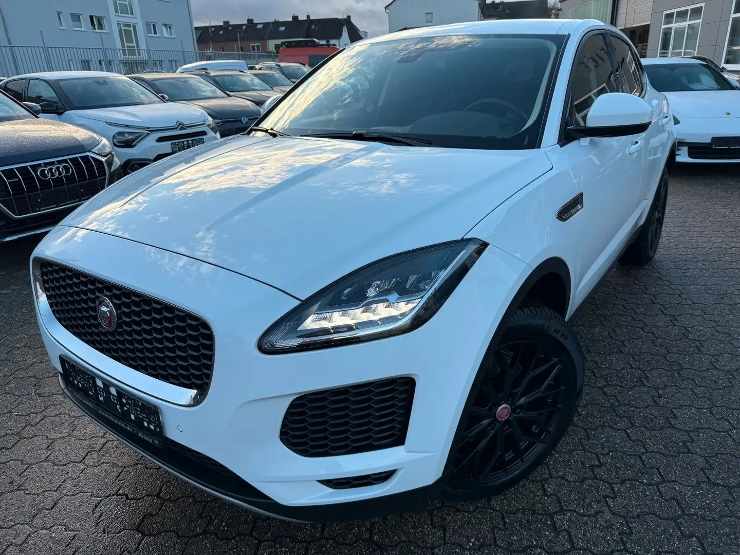 Jaguar E-Pace E-PACE AWD Blanc - 2