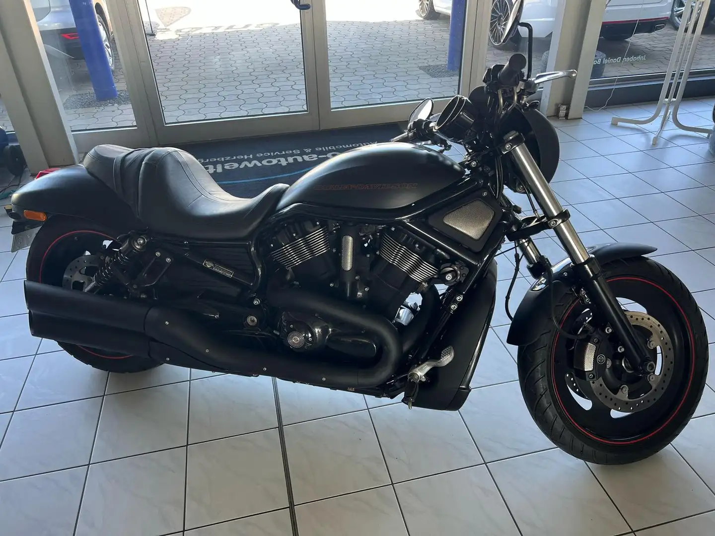 Harley-Davidson Night Rod VRSCDX Night Rod Special *1.Hand Černá - 2